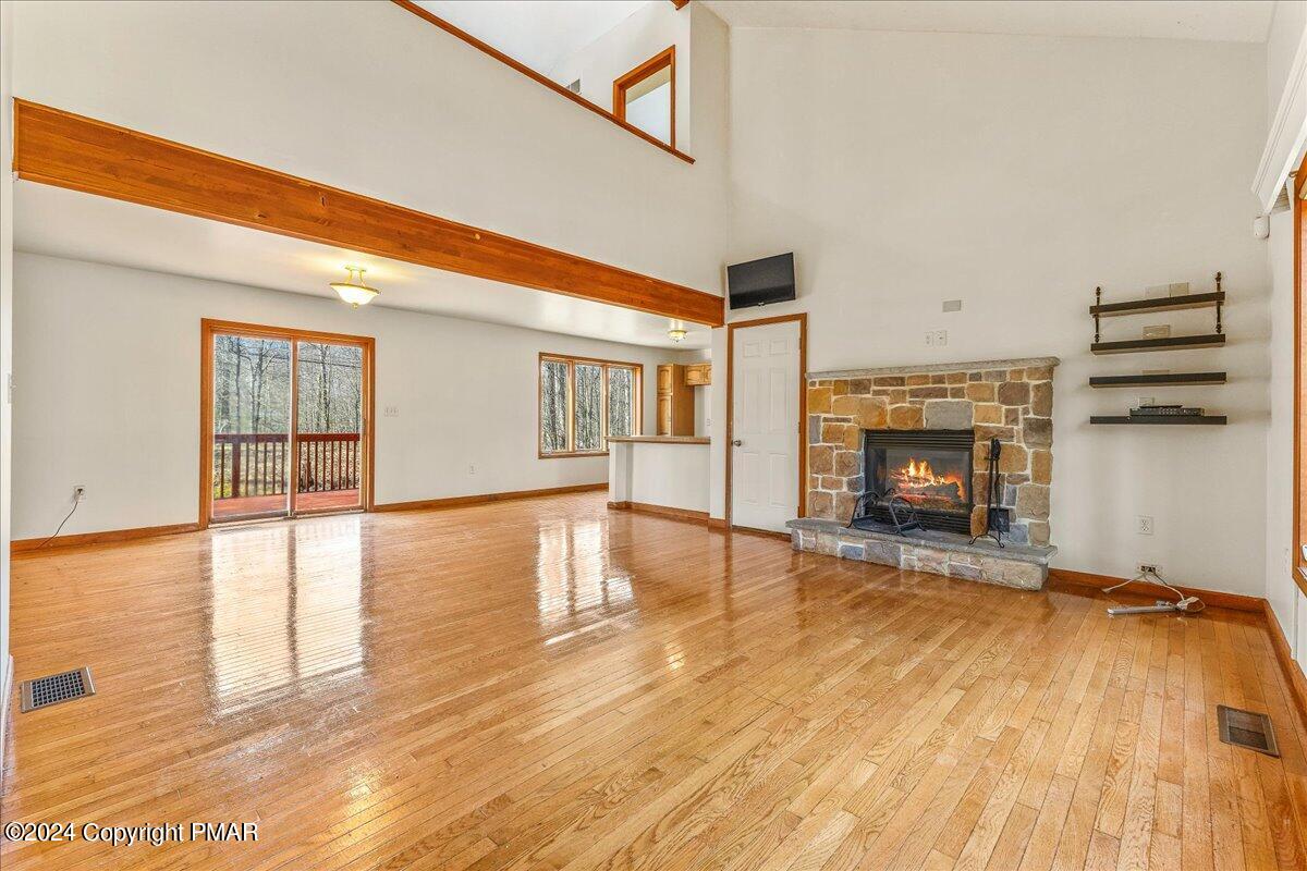 6392 Cherokee Trail
