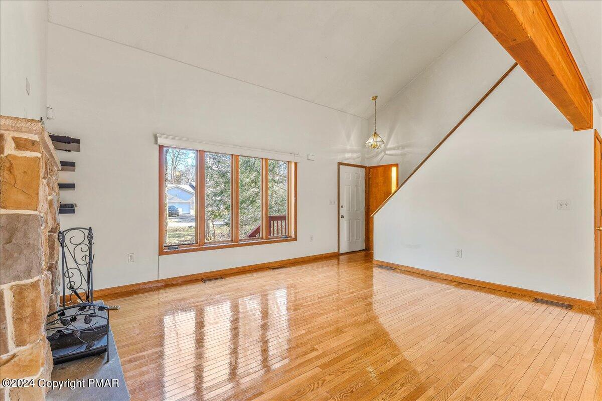 6392 Cherokee Trail