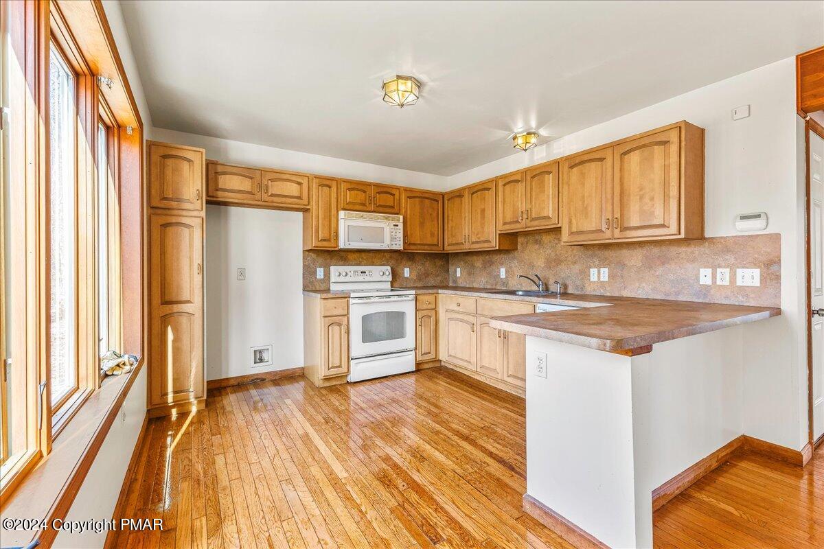 6392 Cherokee Trail