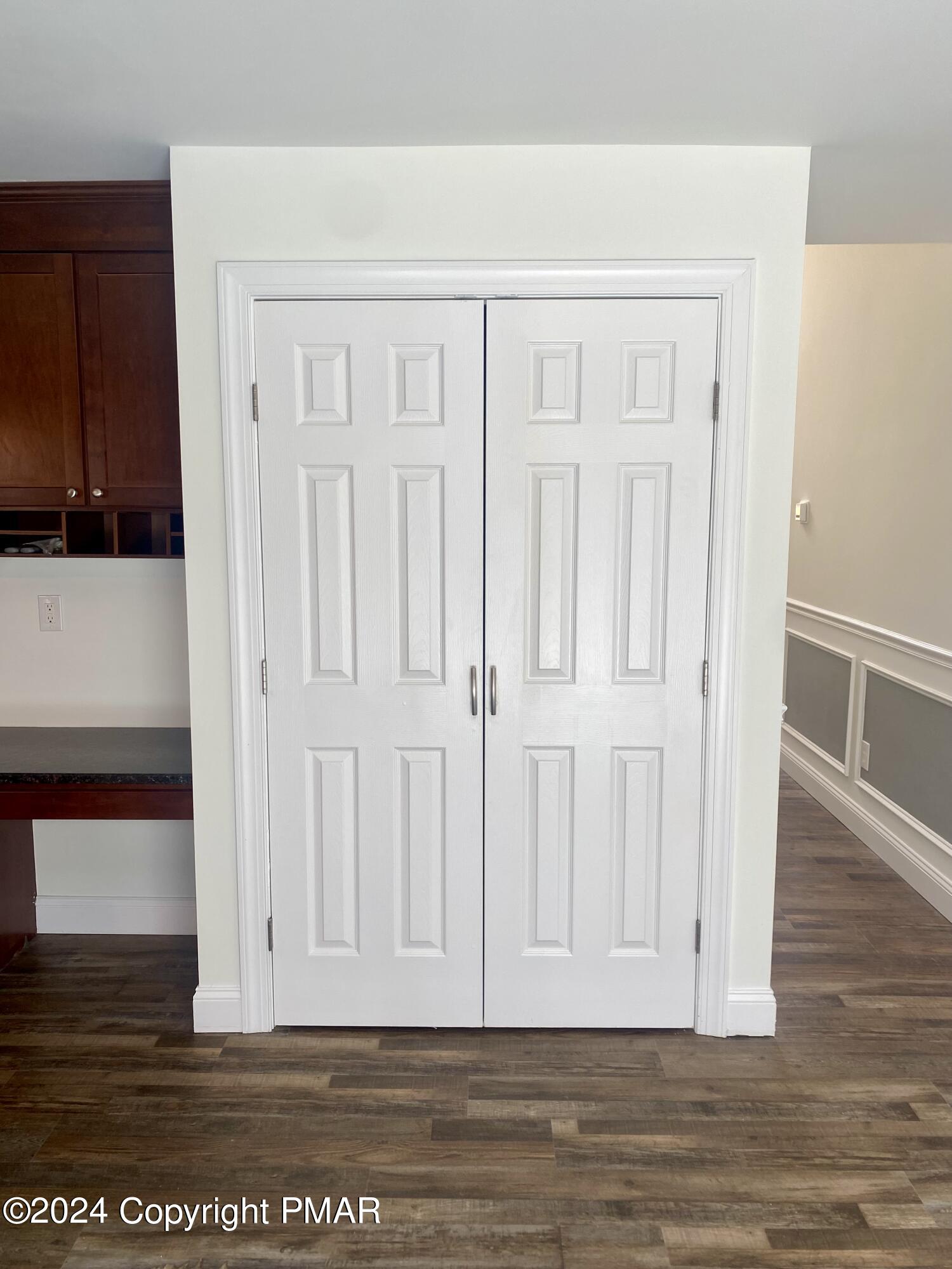 1404 Whispering Hills Court