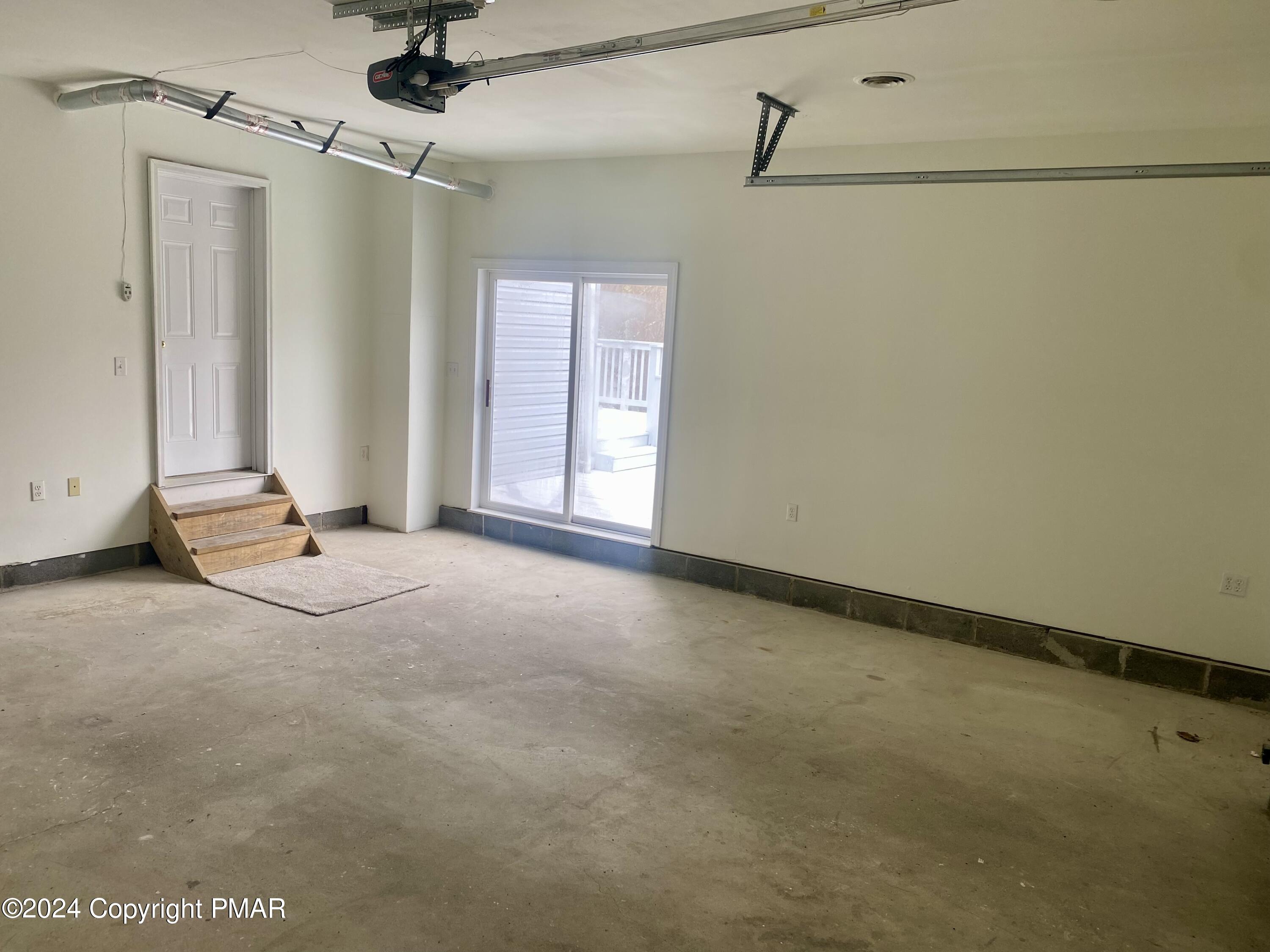 1404 Whispering Hills Court