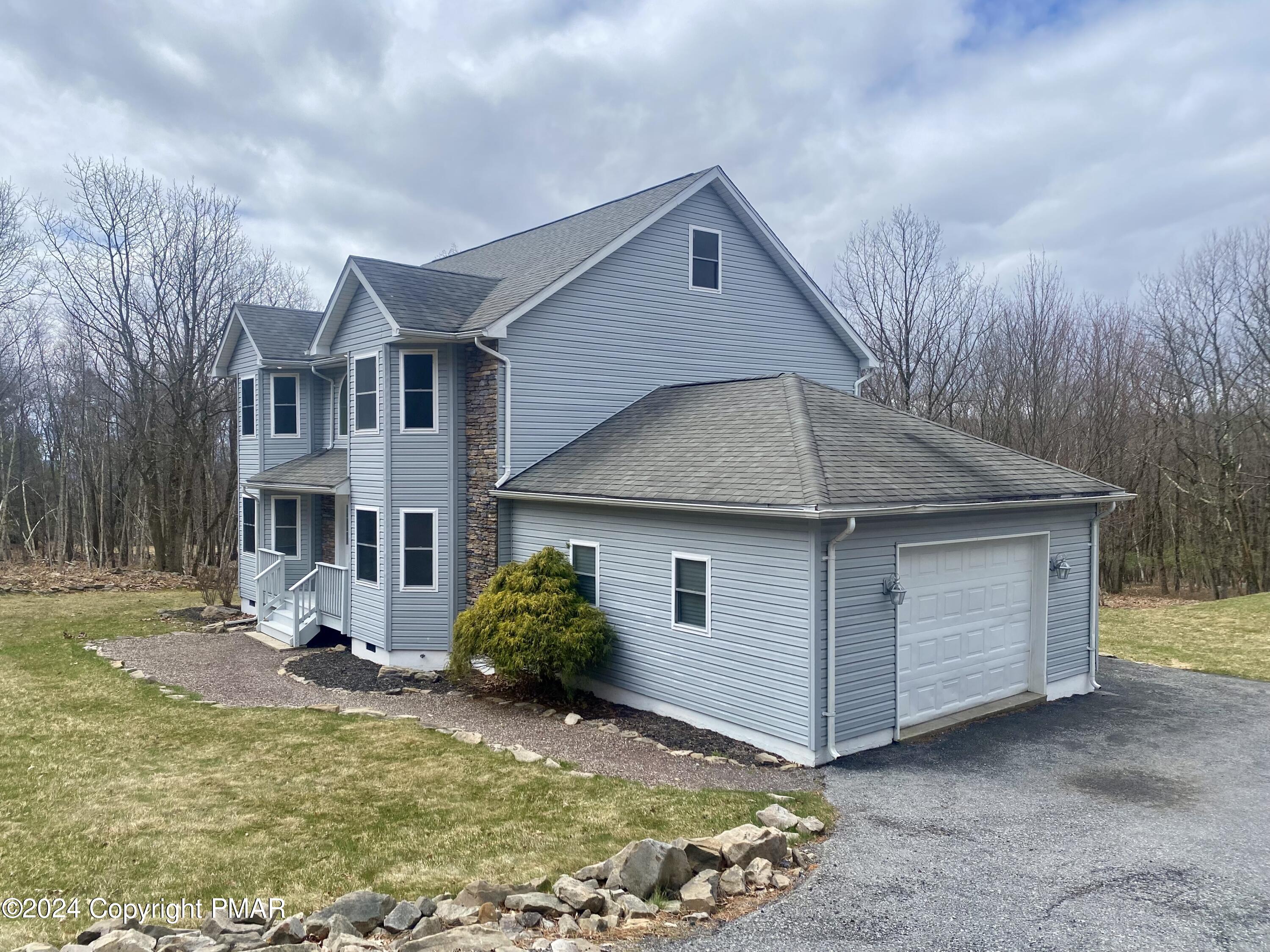 1404 Whispering Hills Court