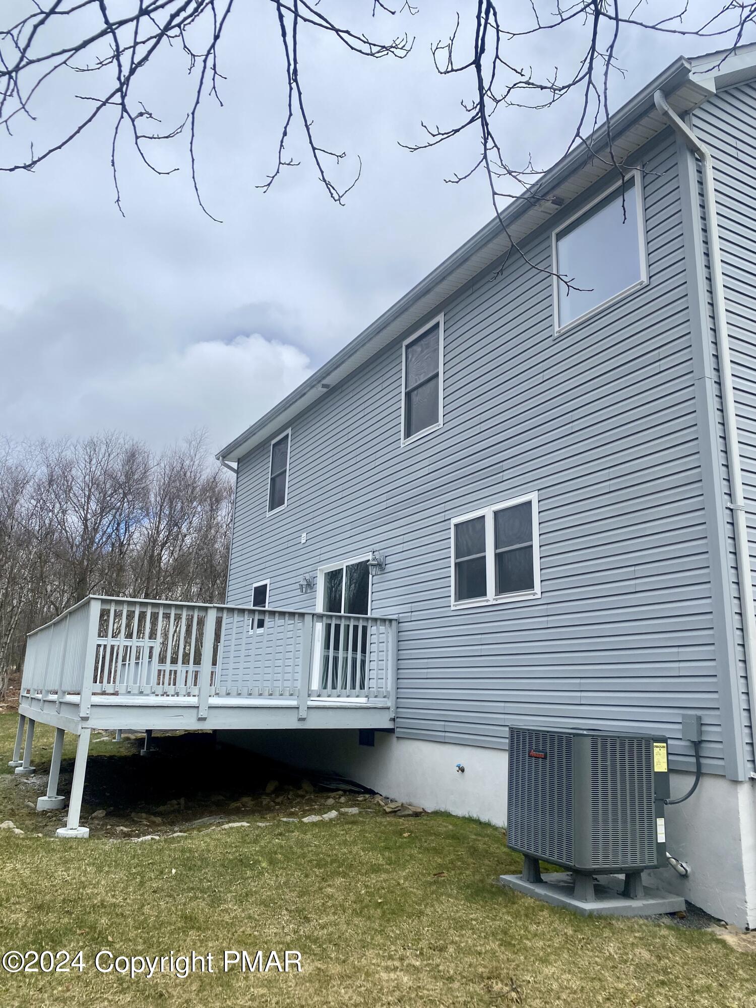 1404 Whispering Hills Court