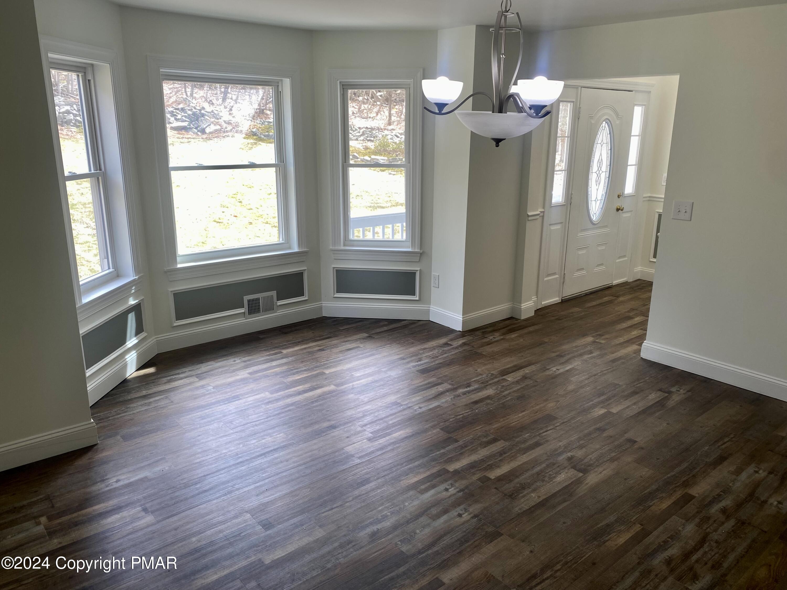 1404 Whispering Hills Court