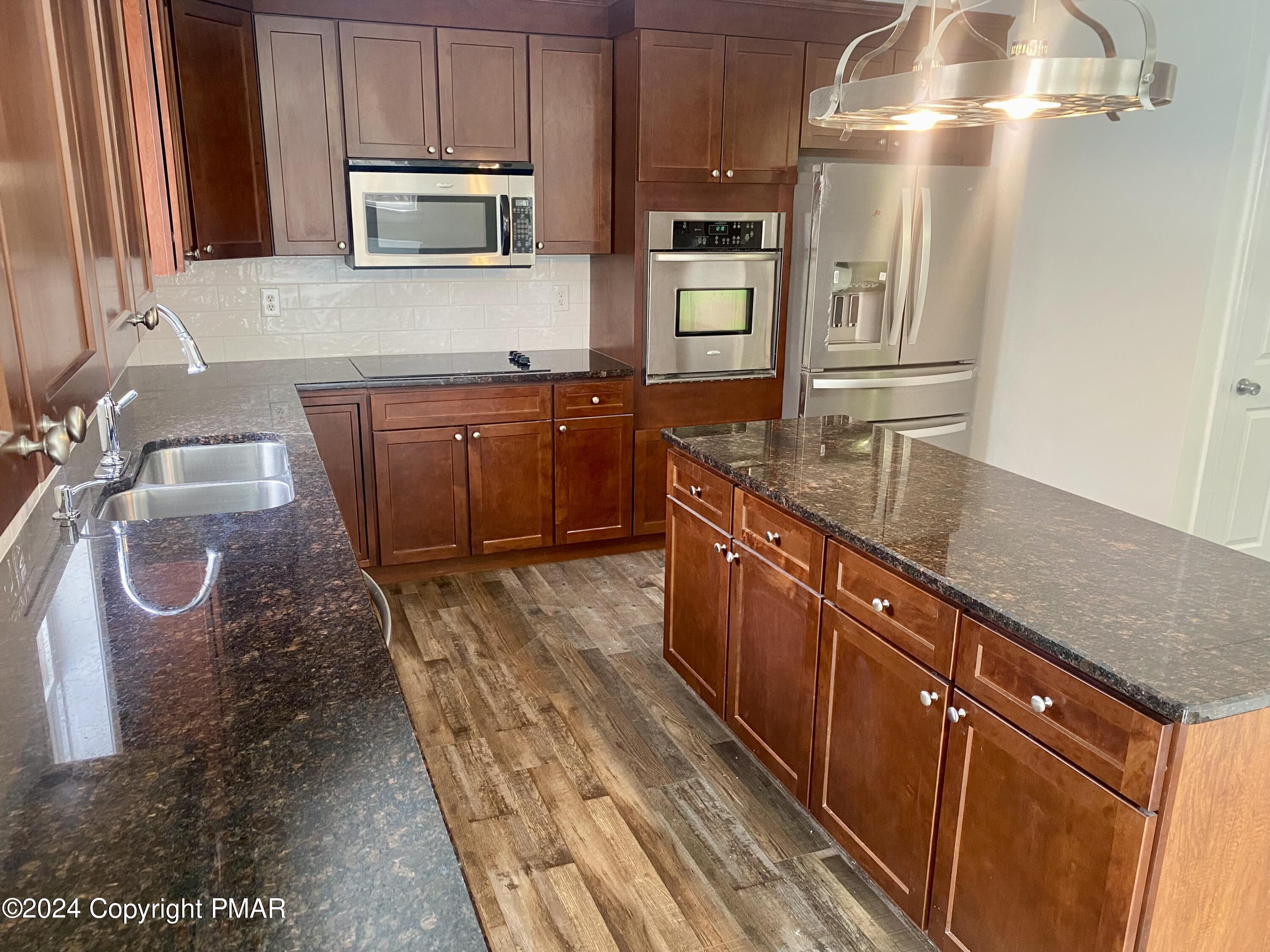 1404 Whispering Hills Court