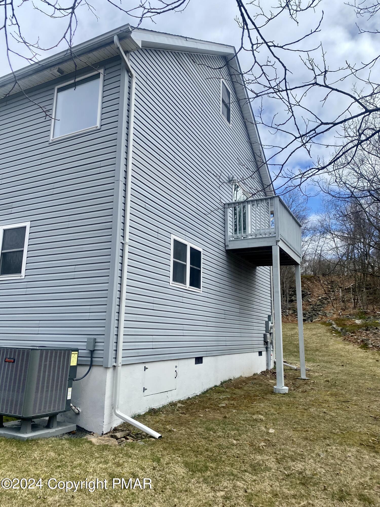 1404 Whispering Hills Court