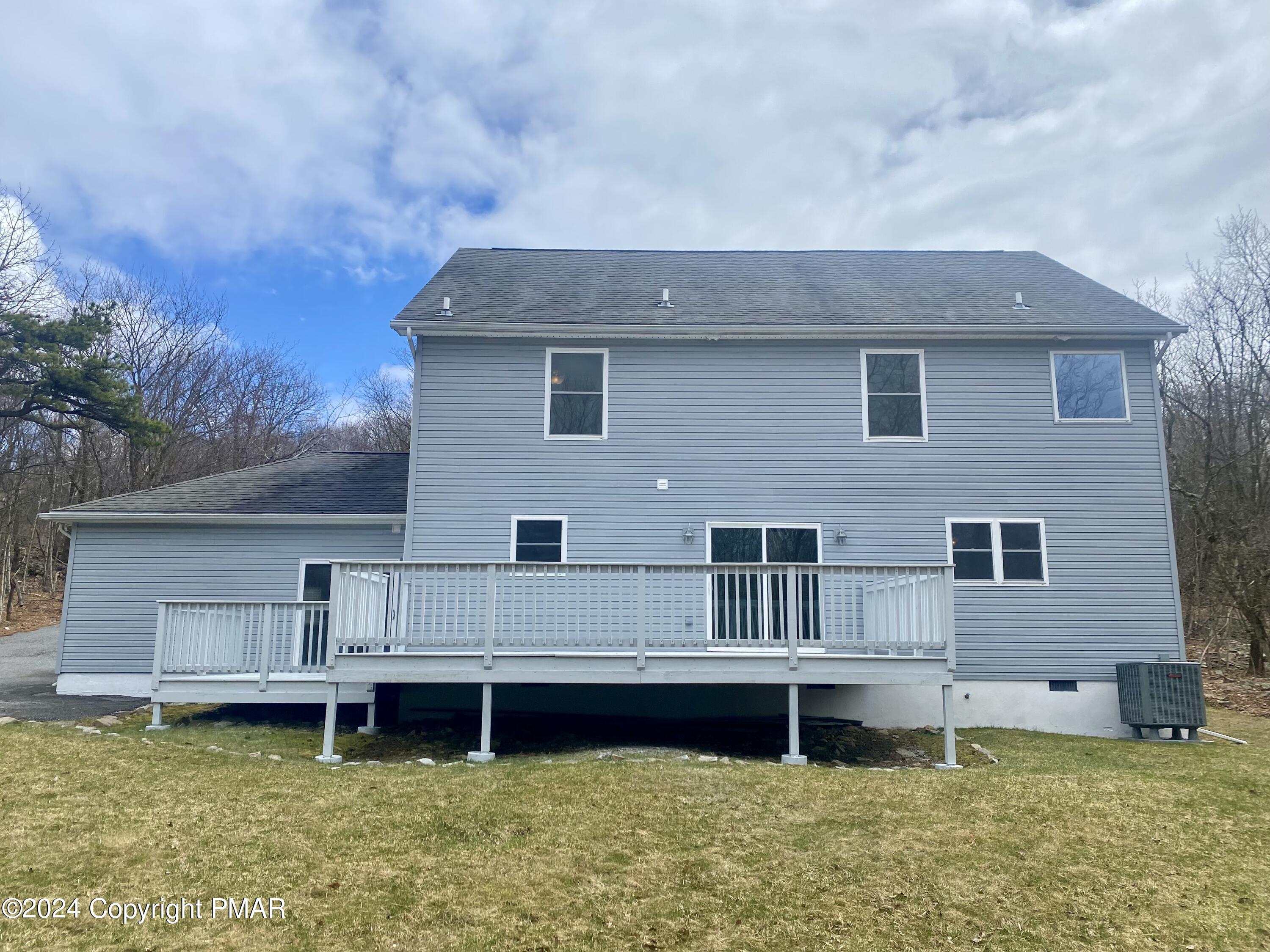 1404 Whispering Hills Court