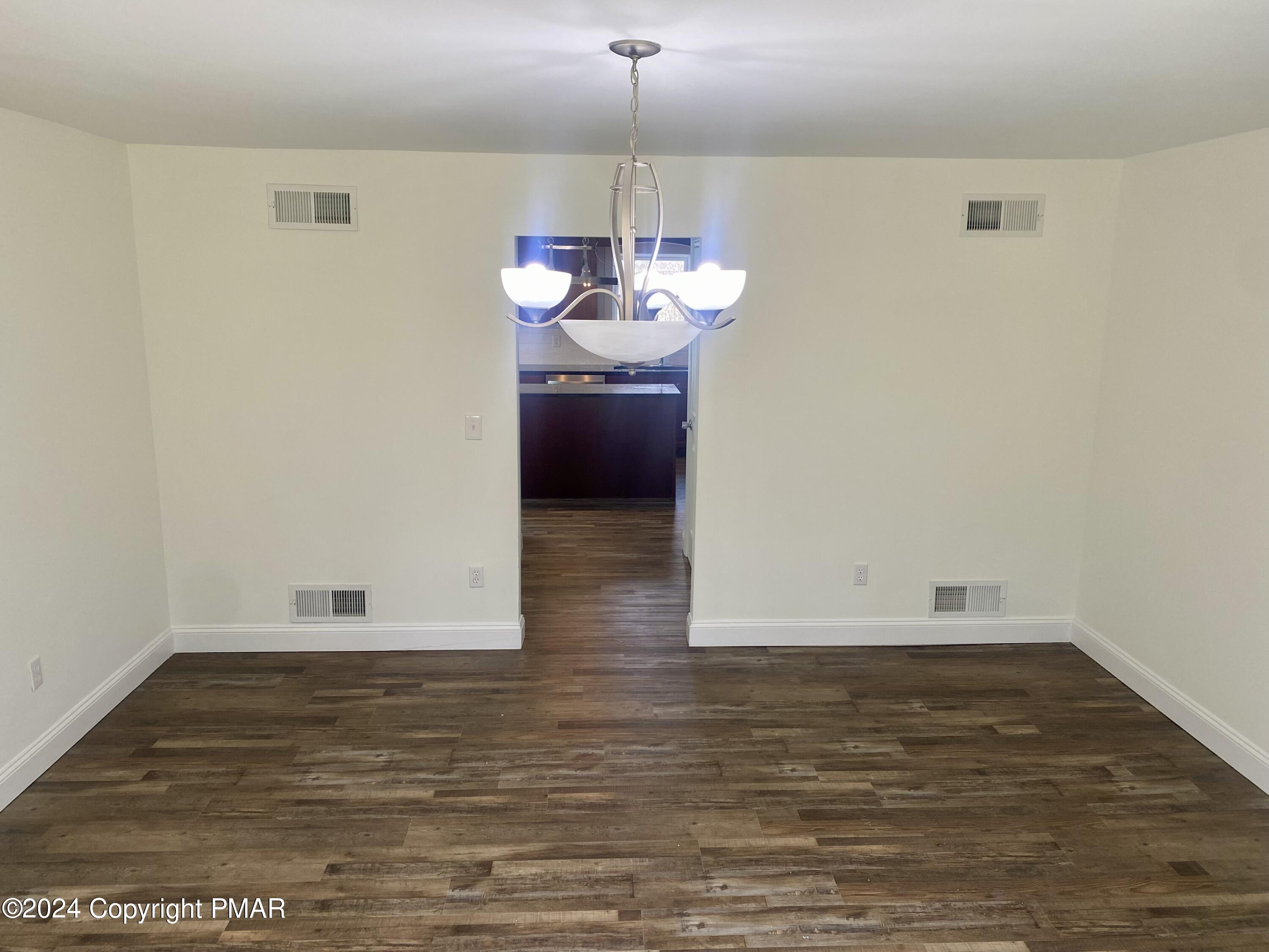 1404 Whispering Hills Court