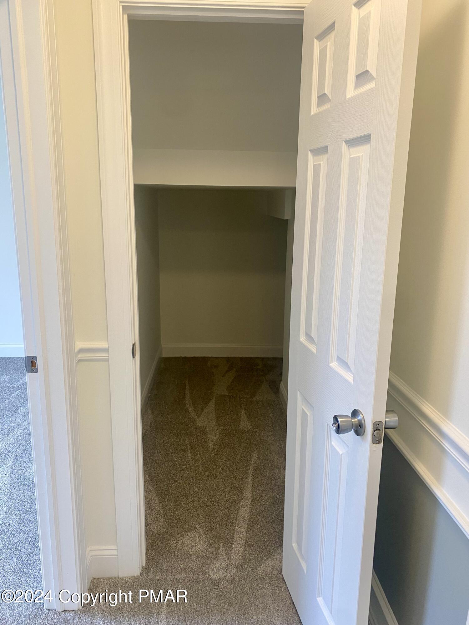 1404 Whispering Hills Court