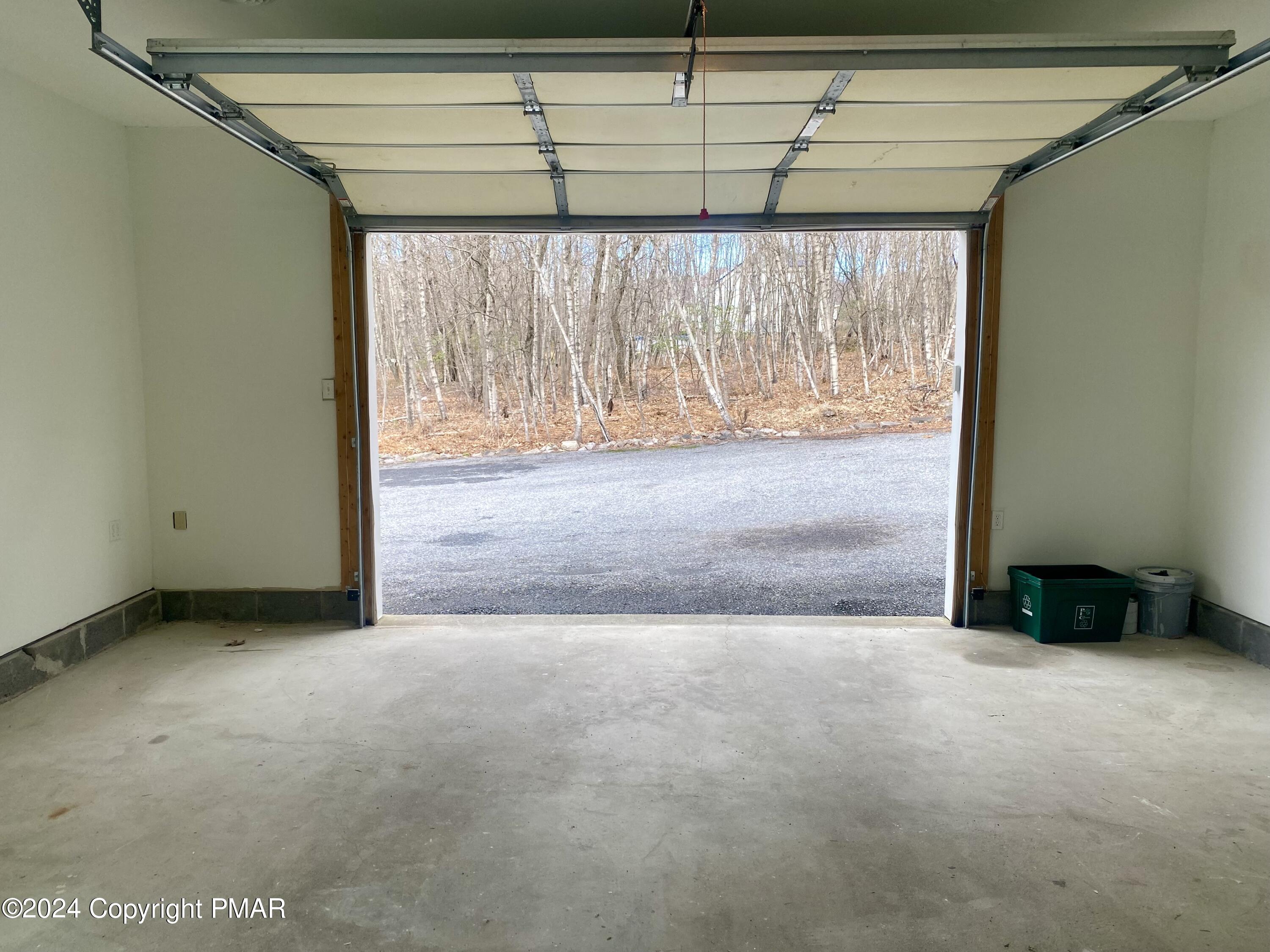 1404 Whispering Hills Court