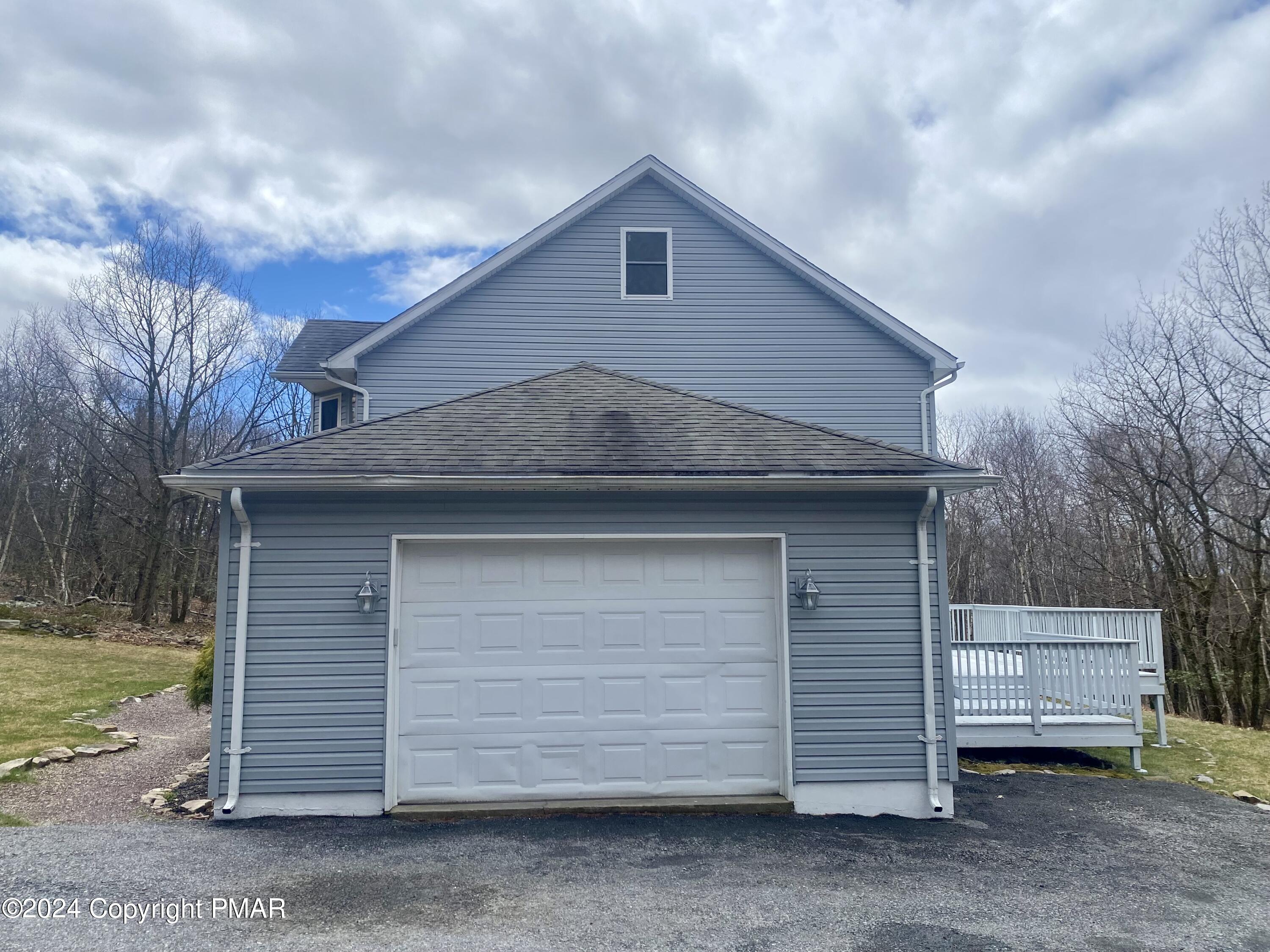 1404 Whispering Hills Court