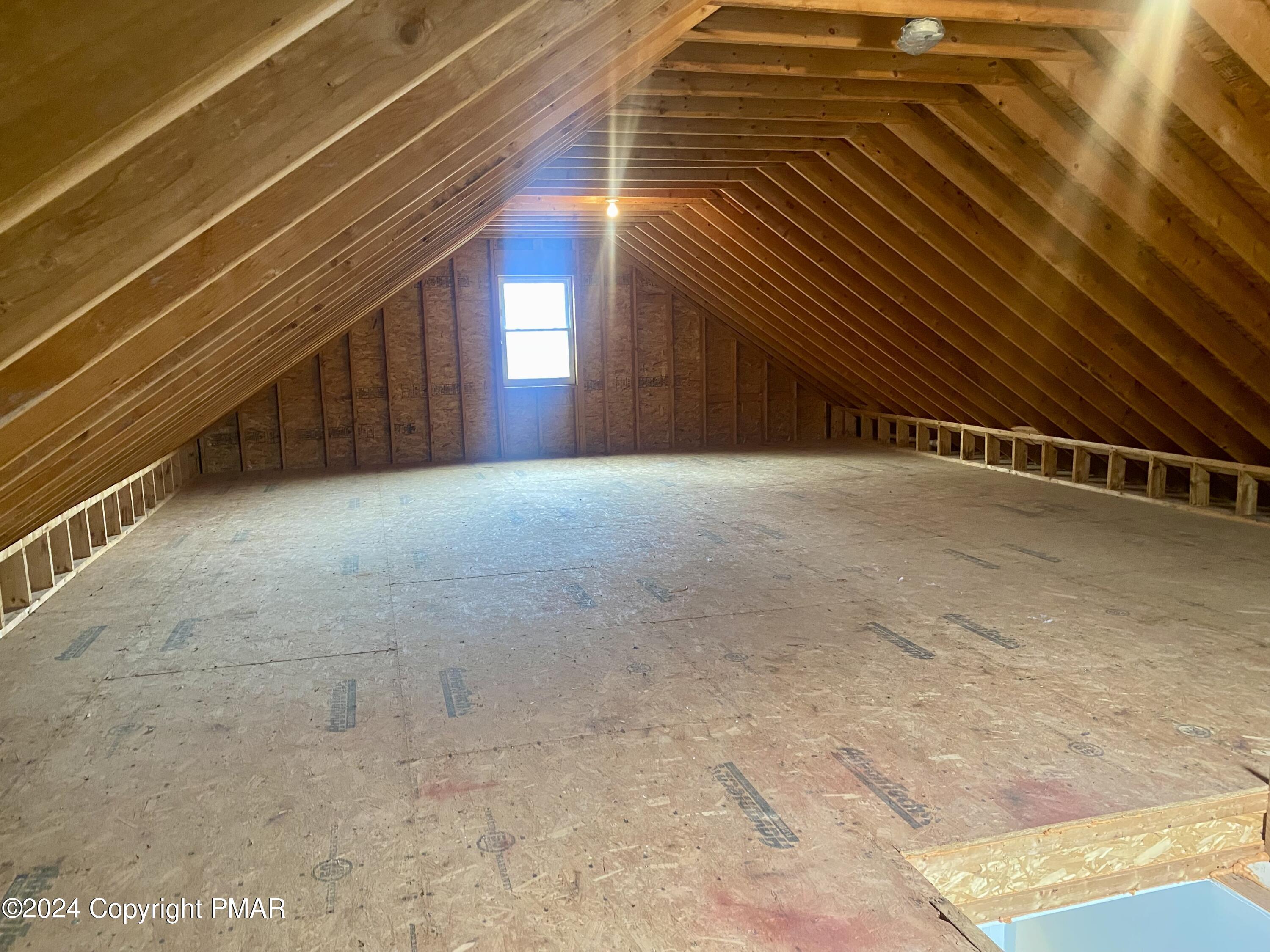 1404 Whispering Hills Court