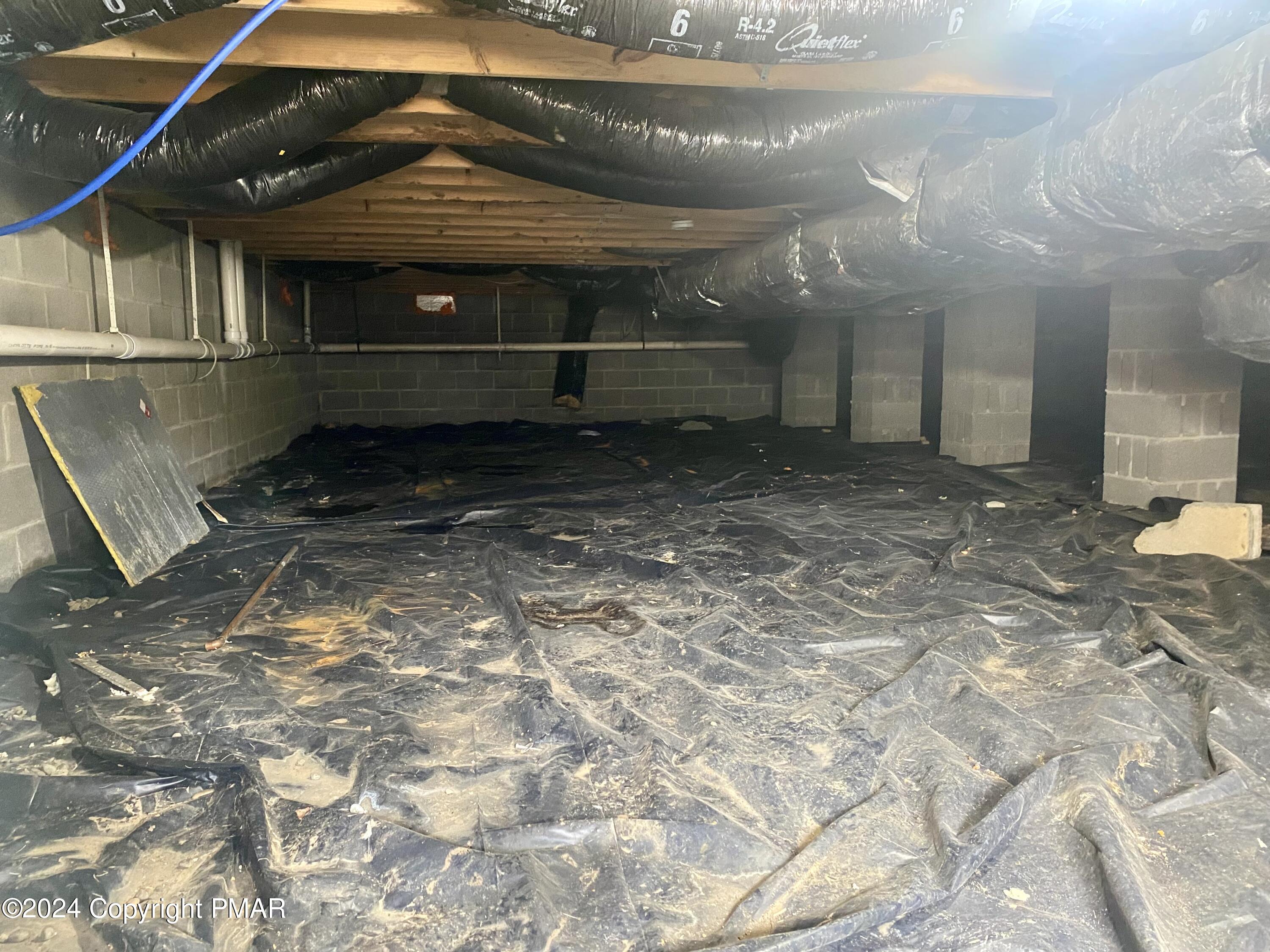 1404 Whispering Hills Court