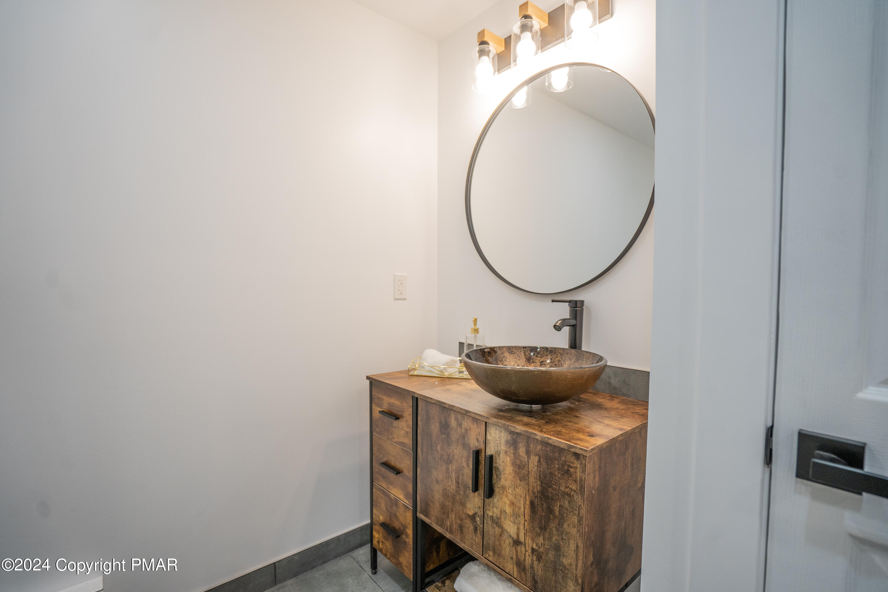 708 Dotters Corner Road