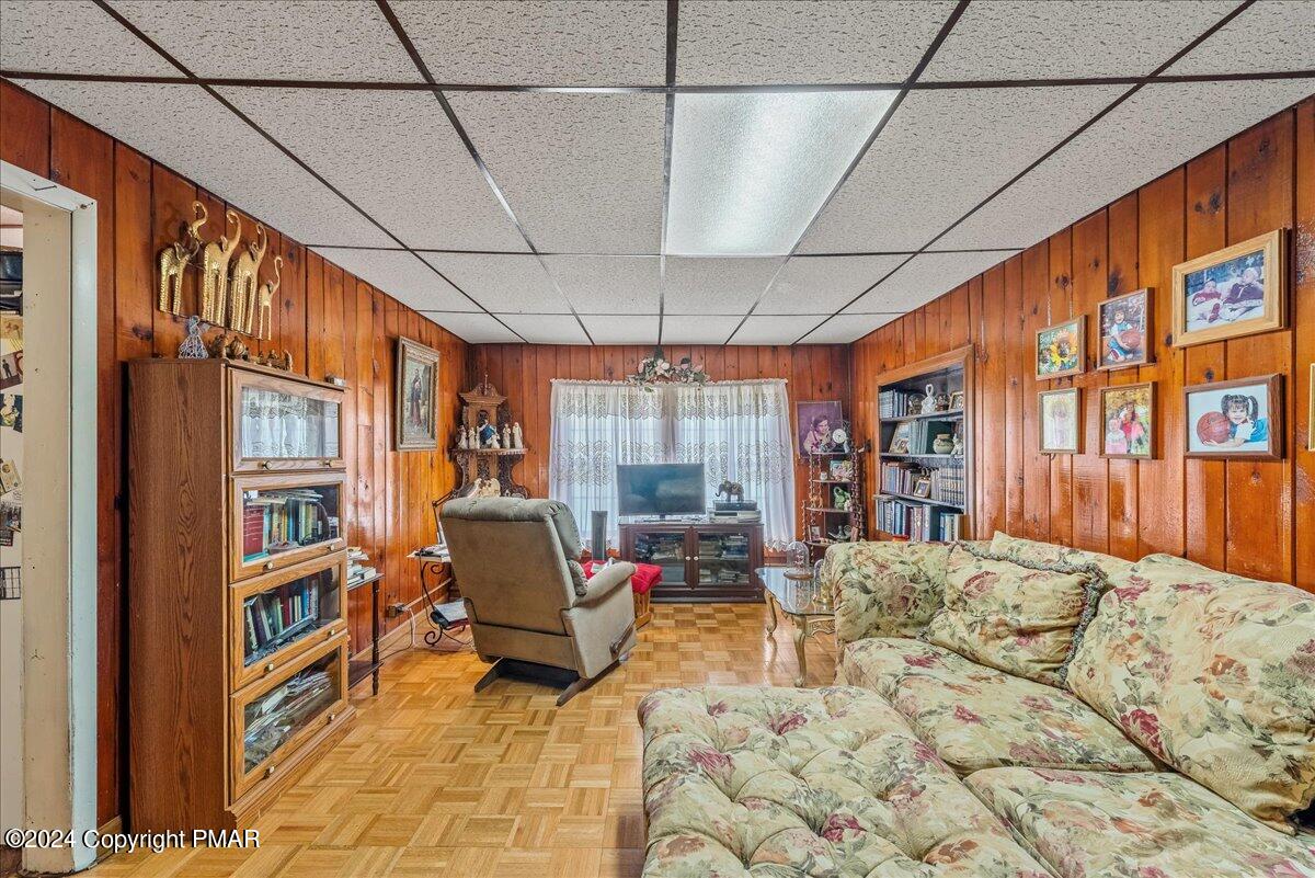 111 Independence Road