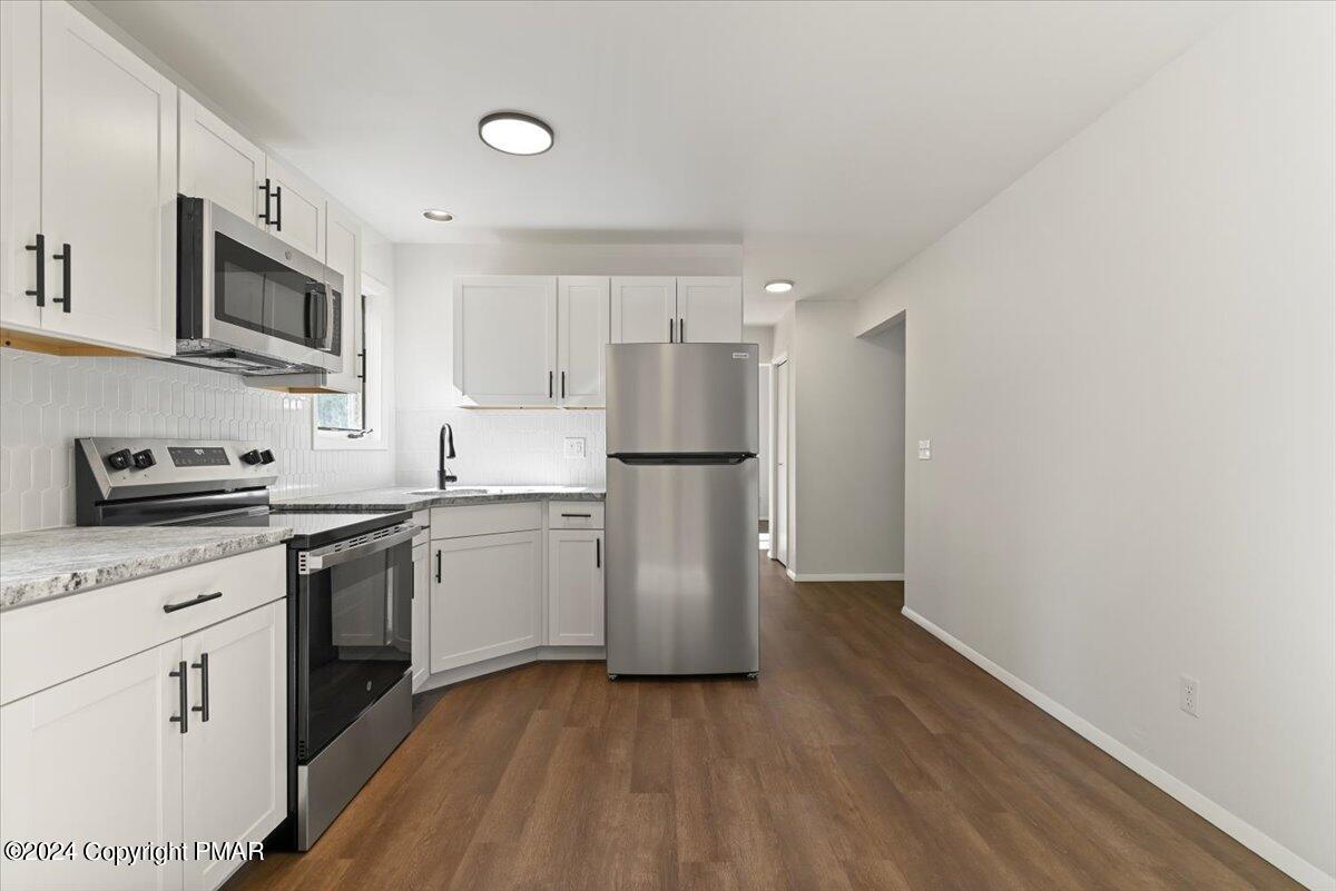 8407 Porcupine Drive