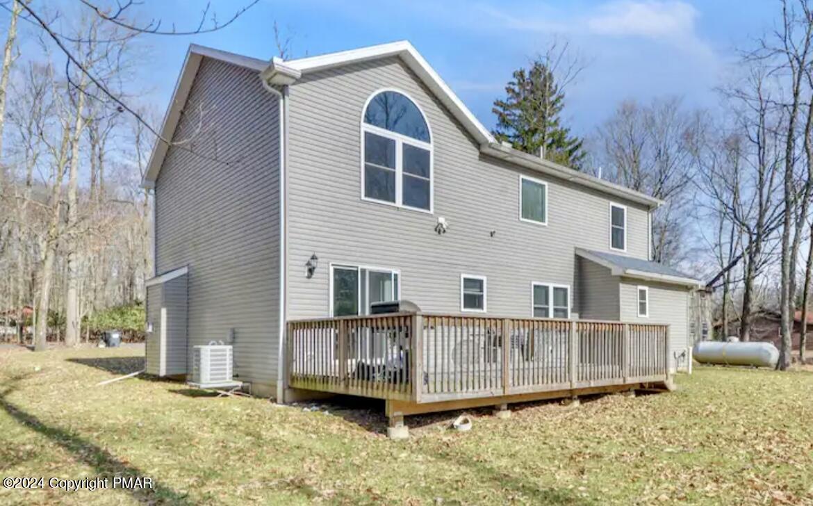 456 Stillwater Drive