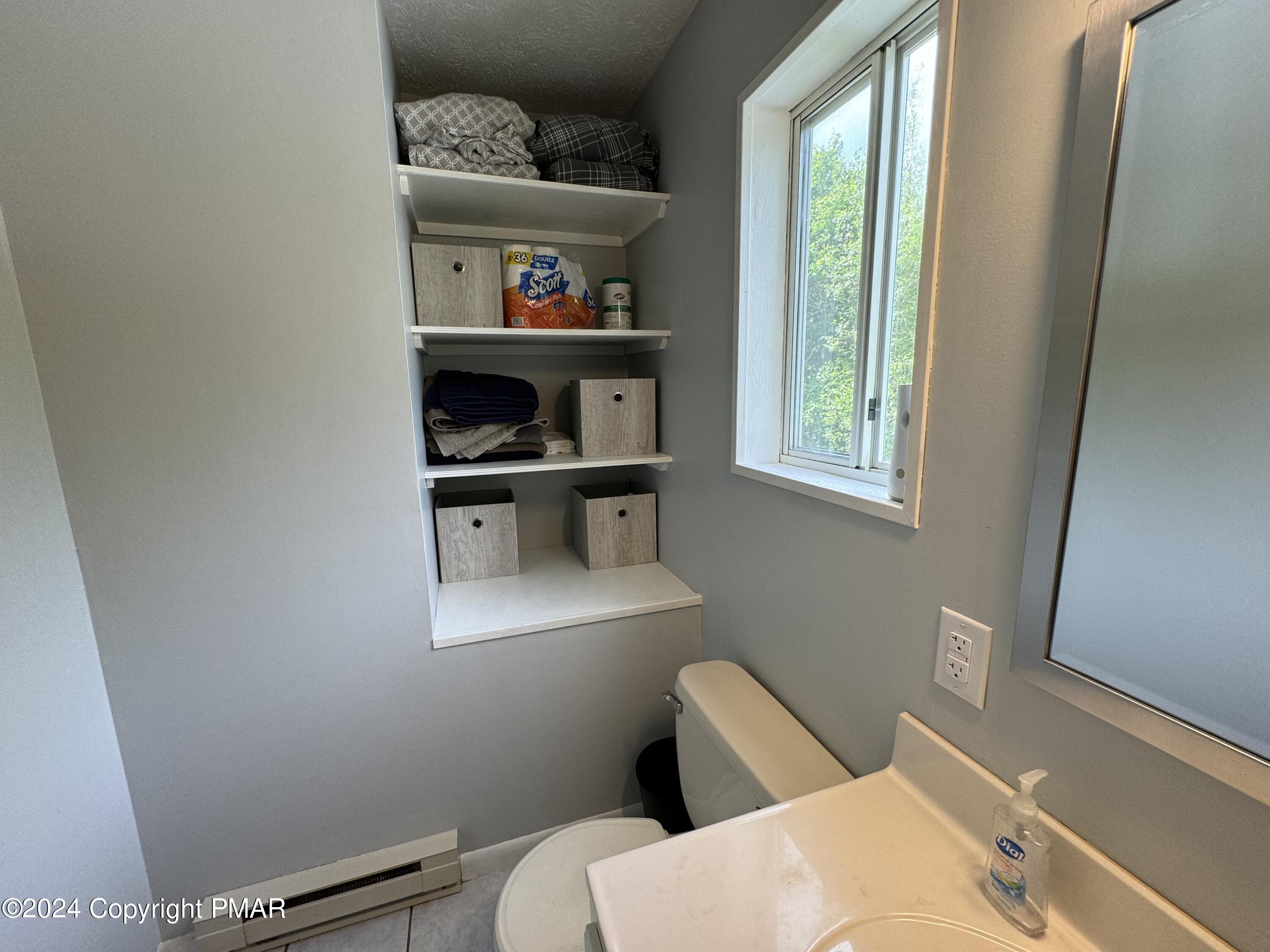 263 Colonial Terrace