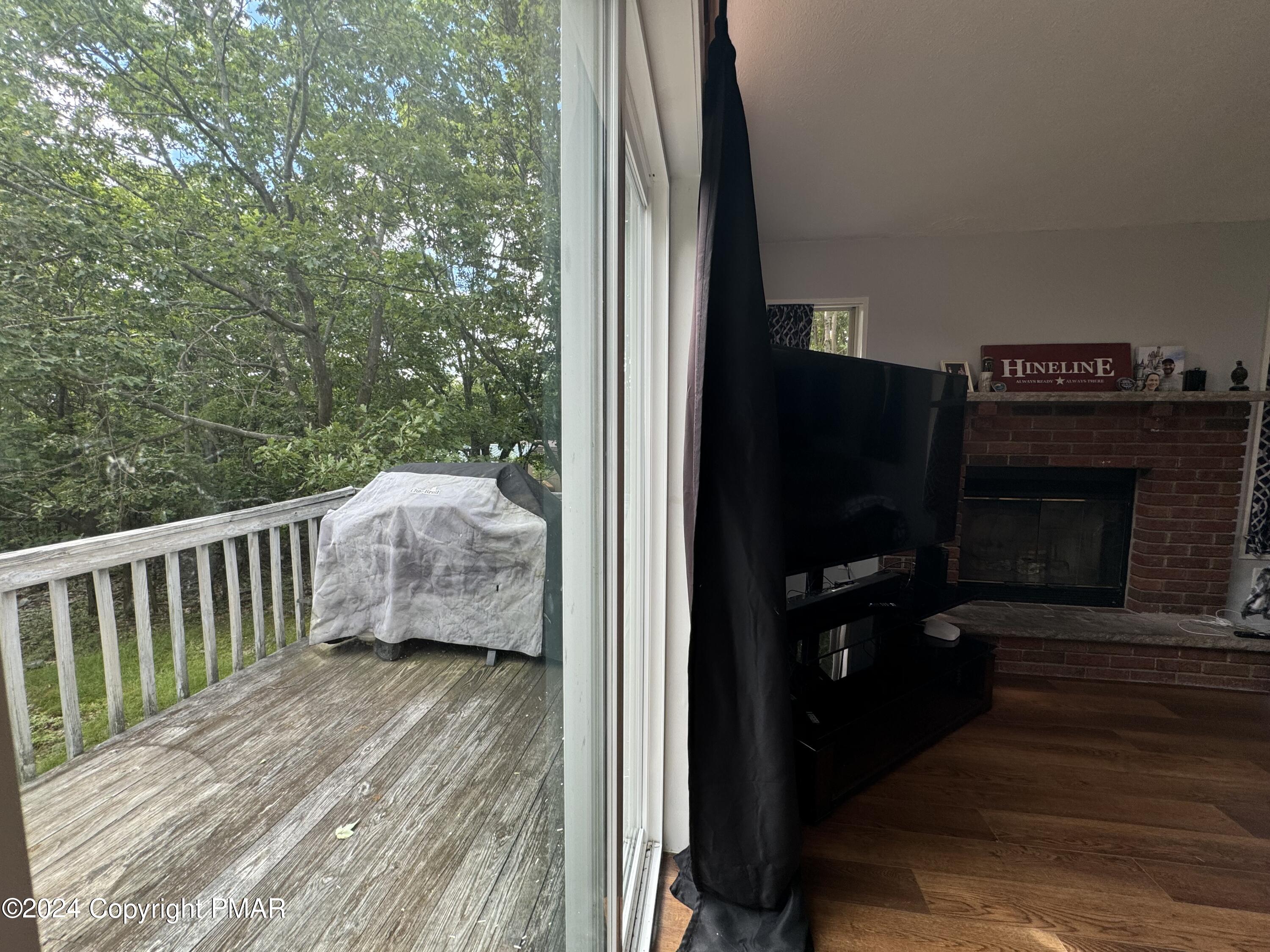 263 Colonial Terrace