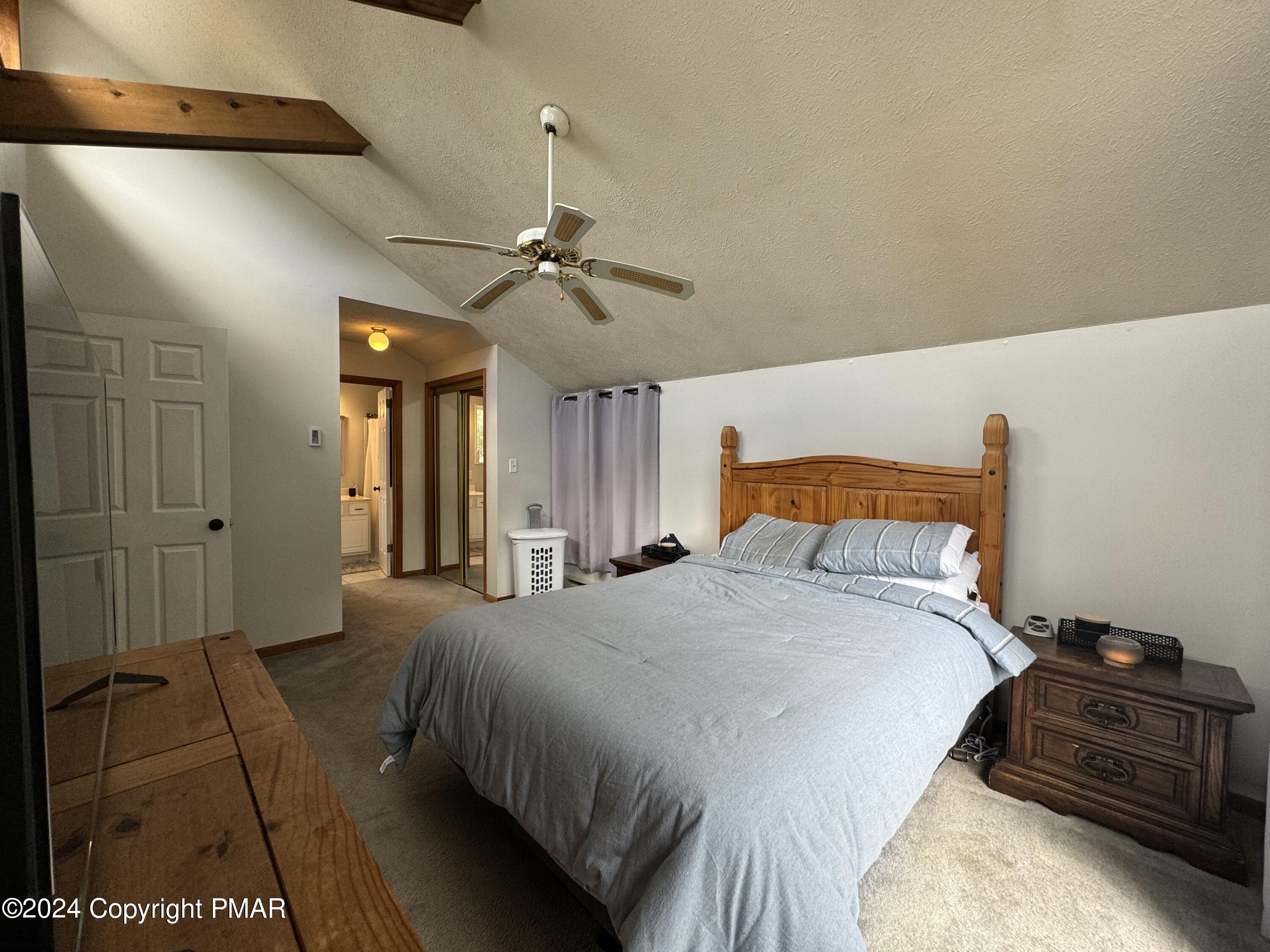 263 Colonial Terrace