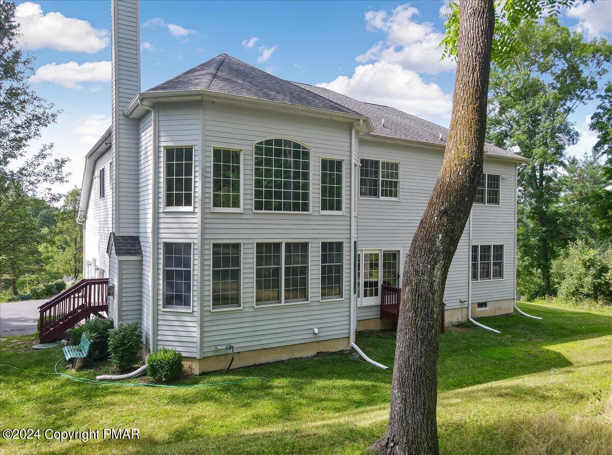 512 Fairway Lane