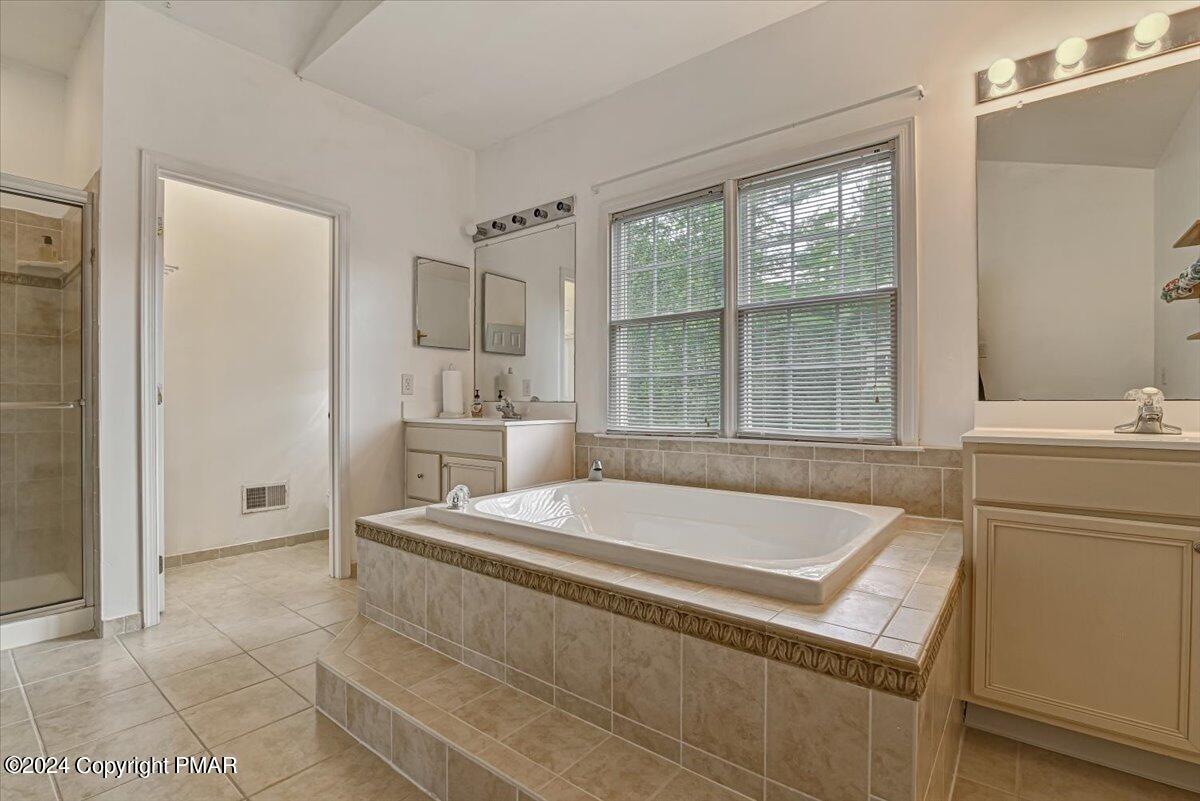 512 Fairway Lane