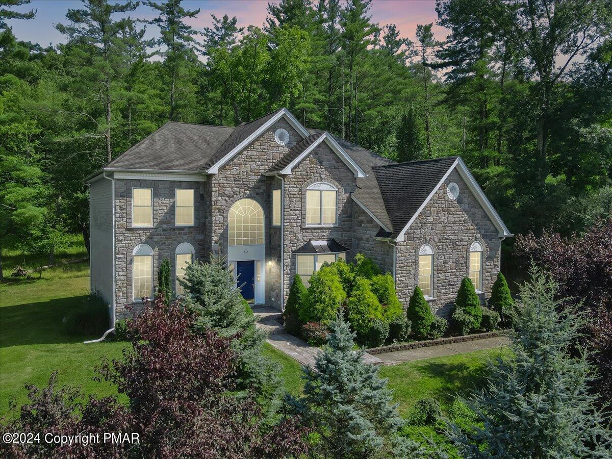 512 Fairway Lane