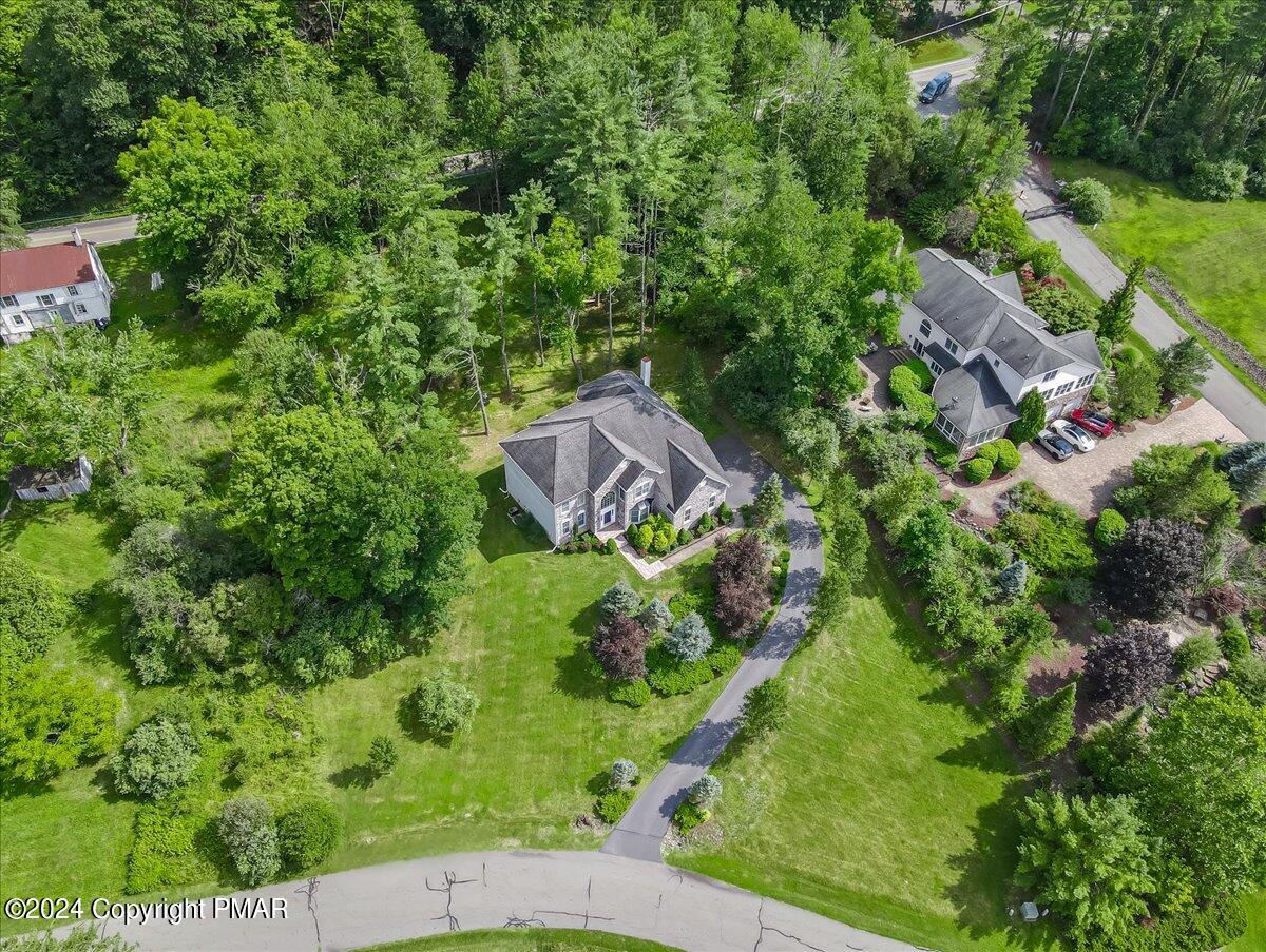 512 Fairway Lane