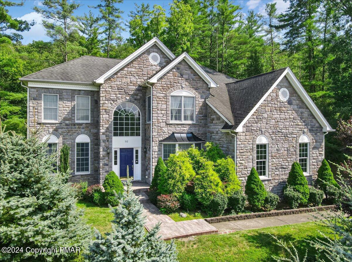 512 Fairway Lane