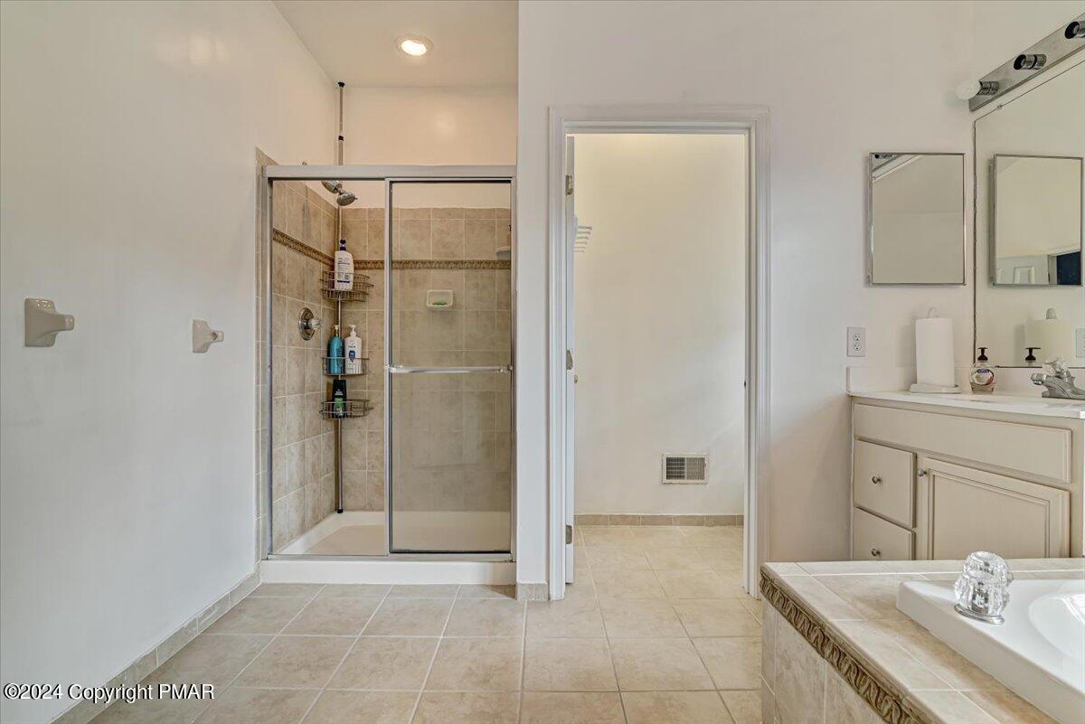 512 Fairway Lane