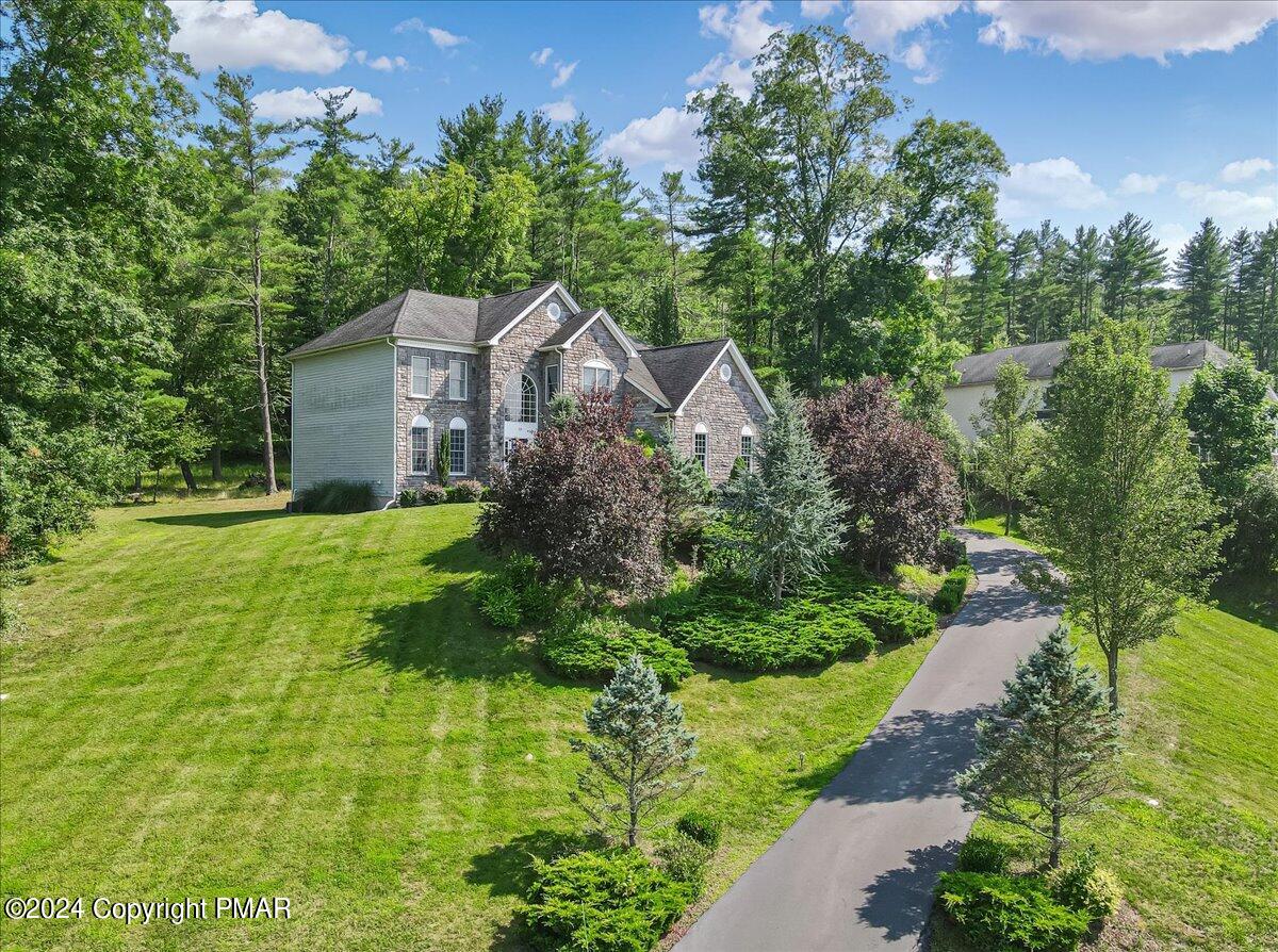 512 Fairway Lane