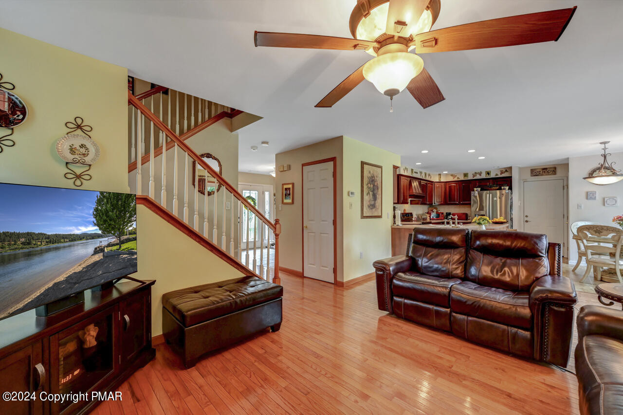 2300 Mountain Laurel Drive