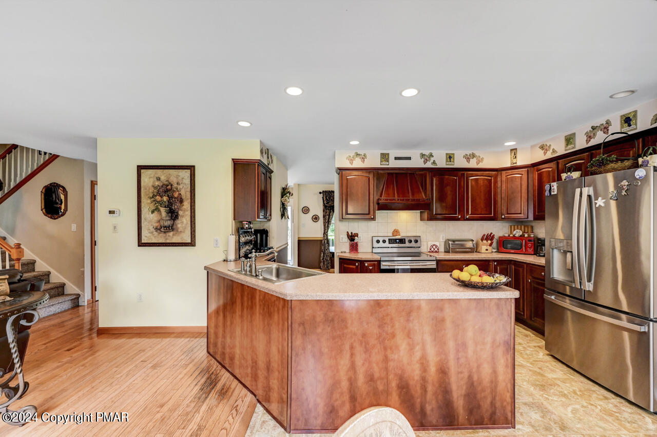 2300 Mountain Laurel Drive