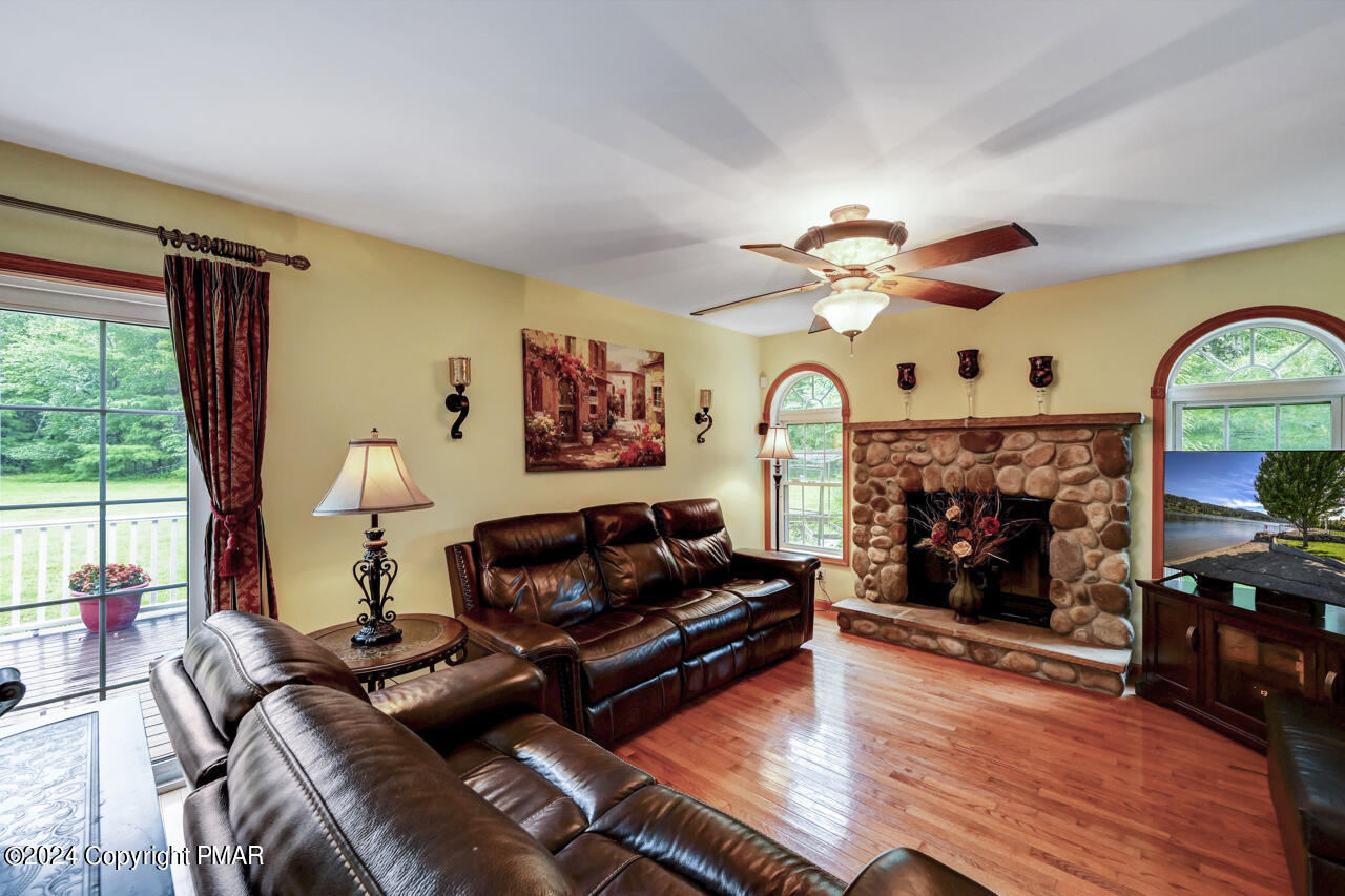 2300 Mountain Laurel Drive