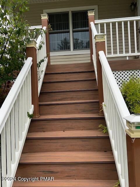 233 Hawthorne Village Court