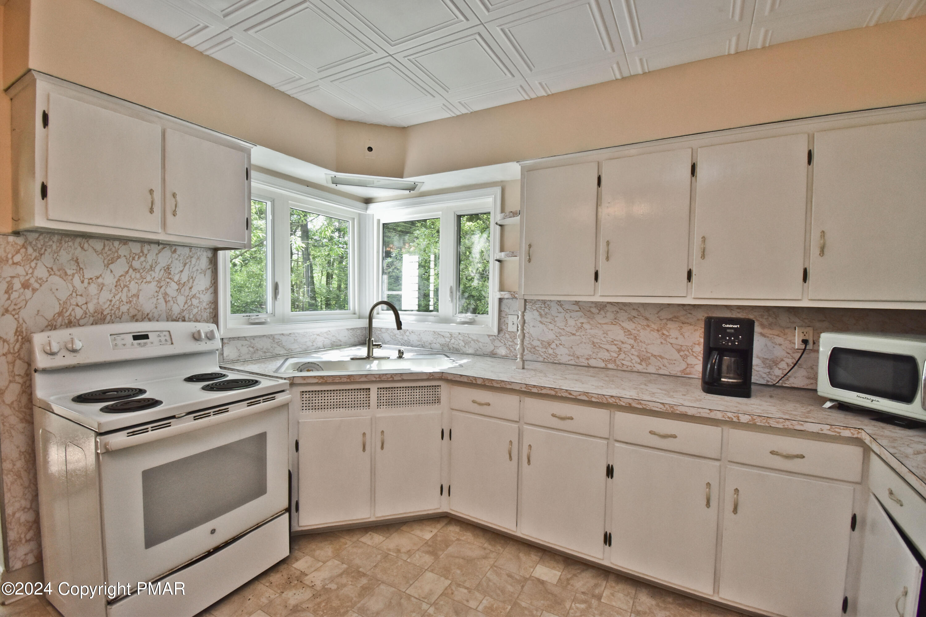 8000 Bear Creek Boulevard