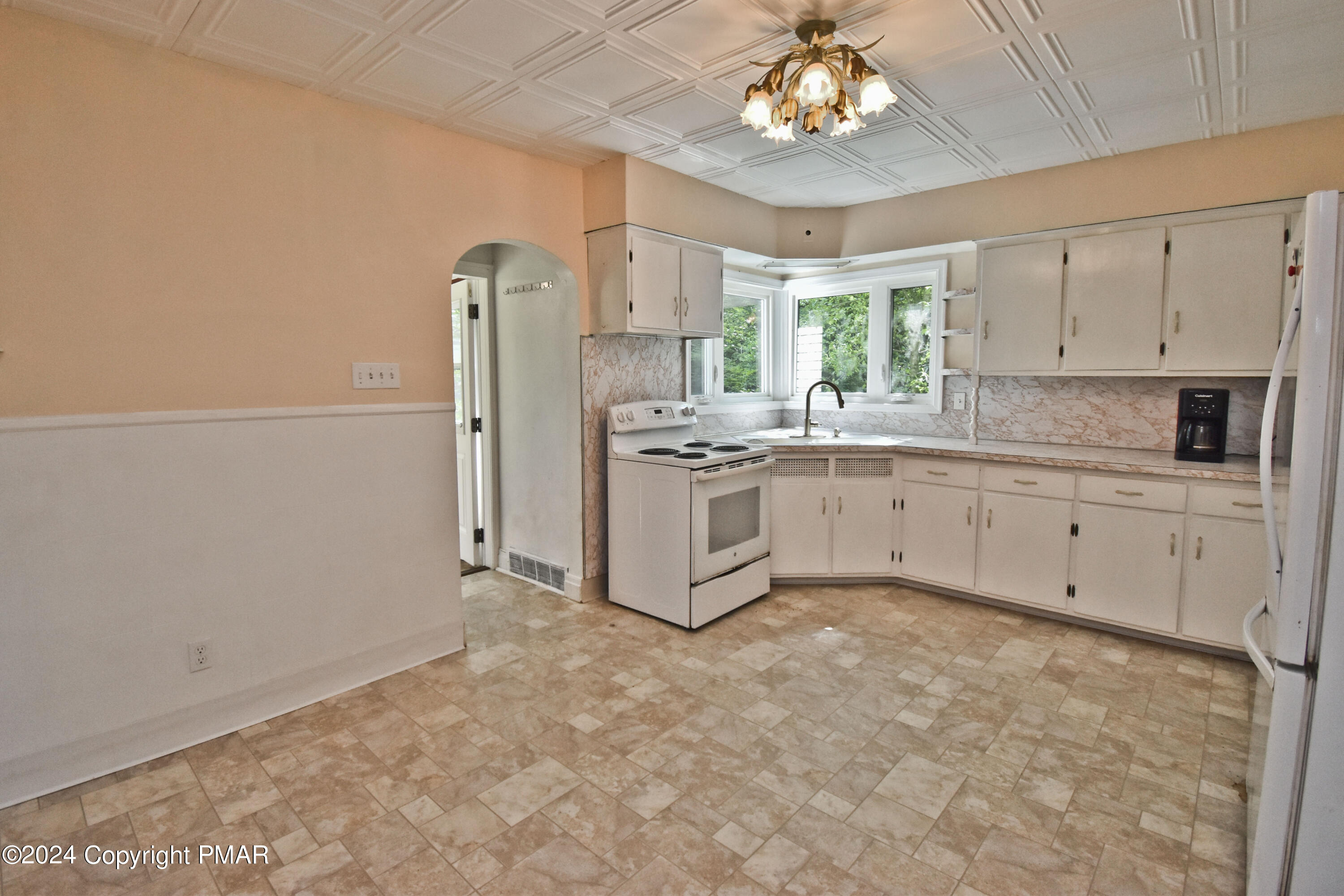 8000 Bear Creek Boulevard