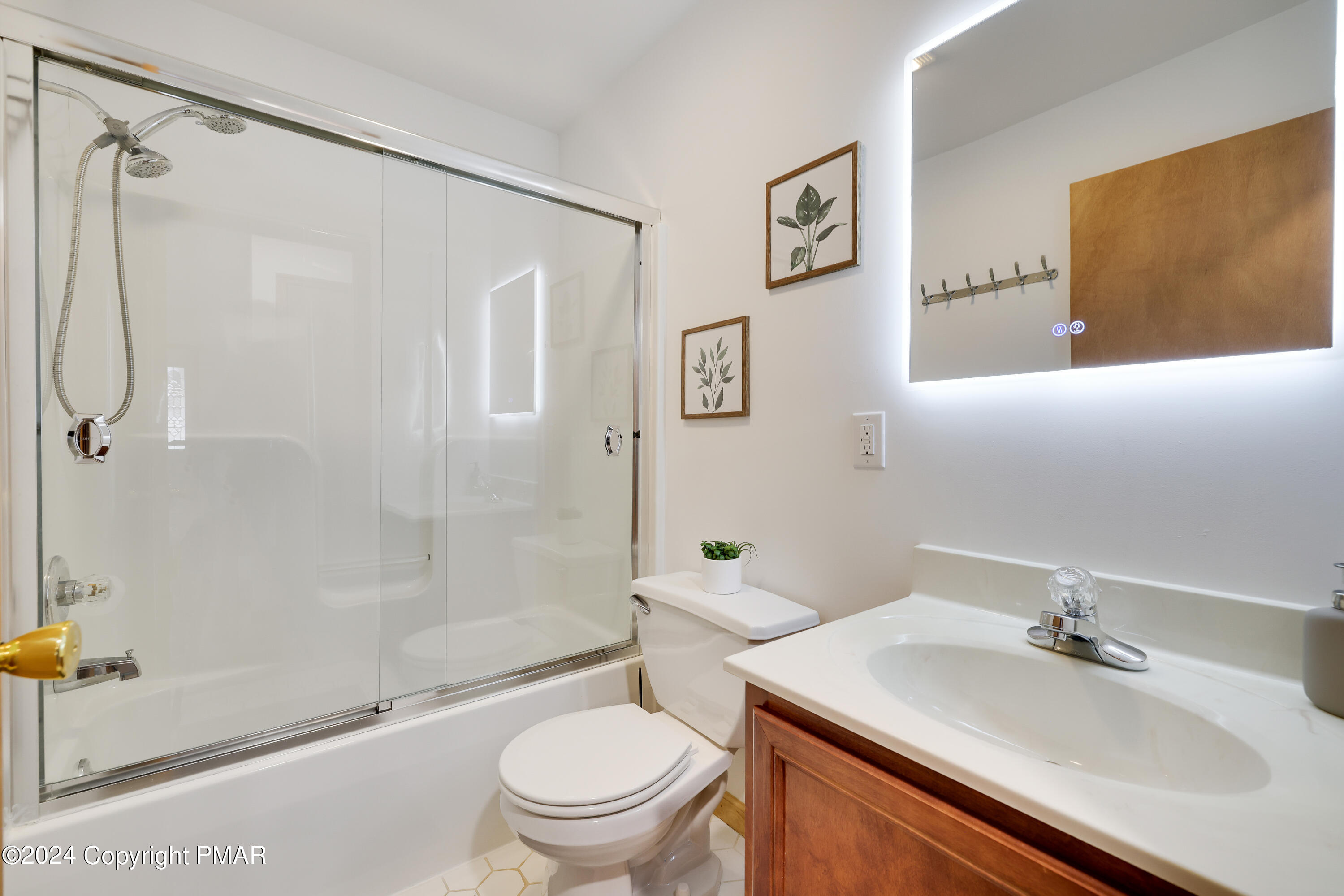 1415 Waterfront Drive