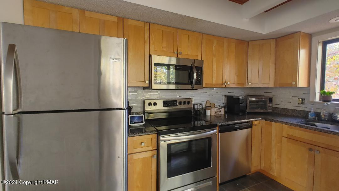 3261 Stonehenge Drive