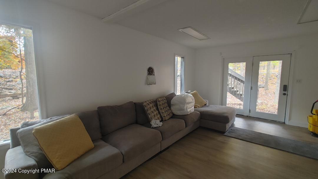 3261 Stonehenge Drive