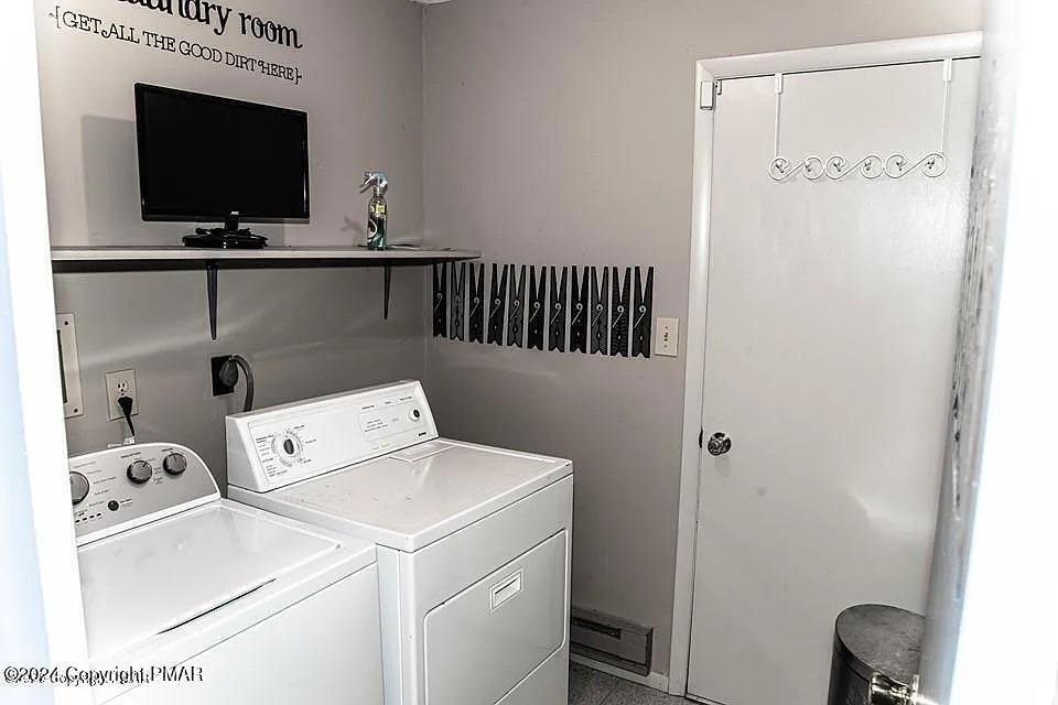 3261 Stonehenge Drive