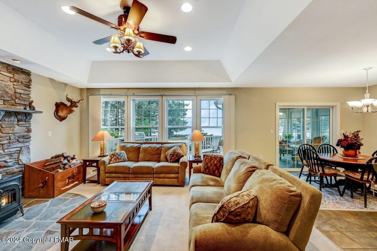 1012 Forest Lane