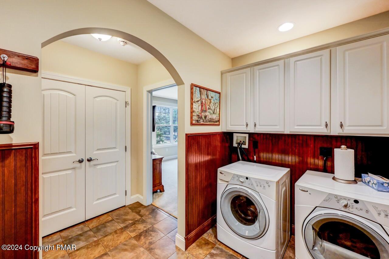 1012 Forest Lane