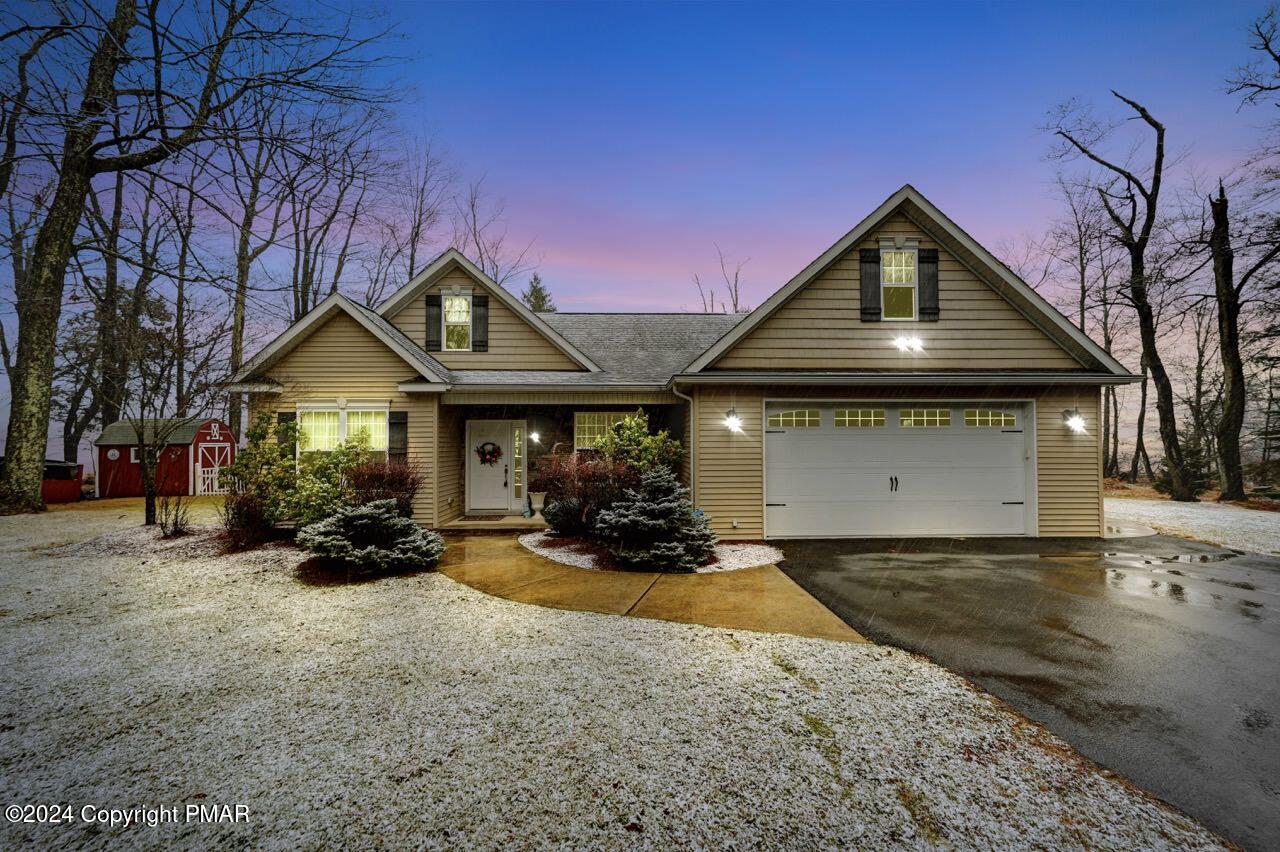 1012 Forest Lane