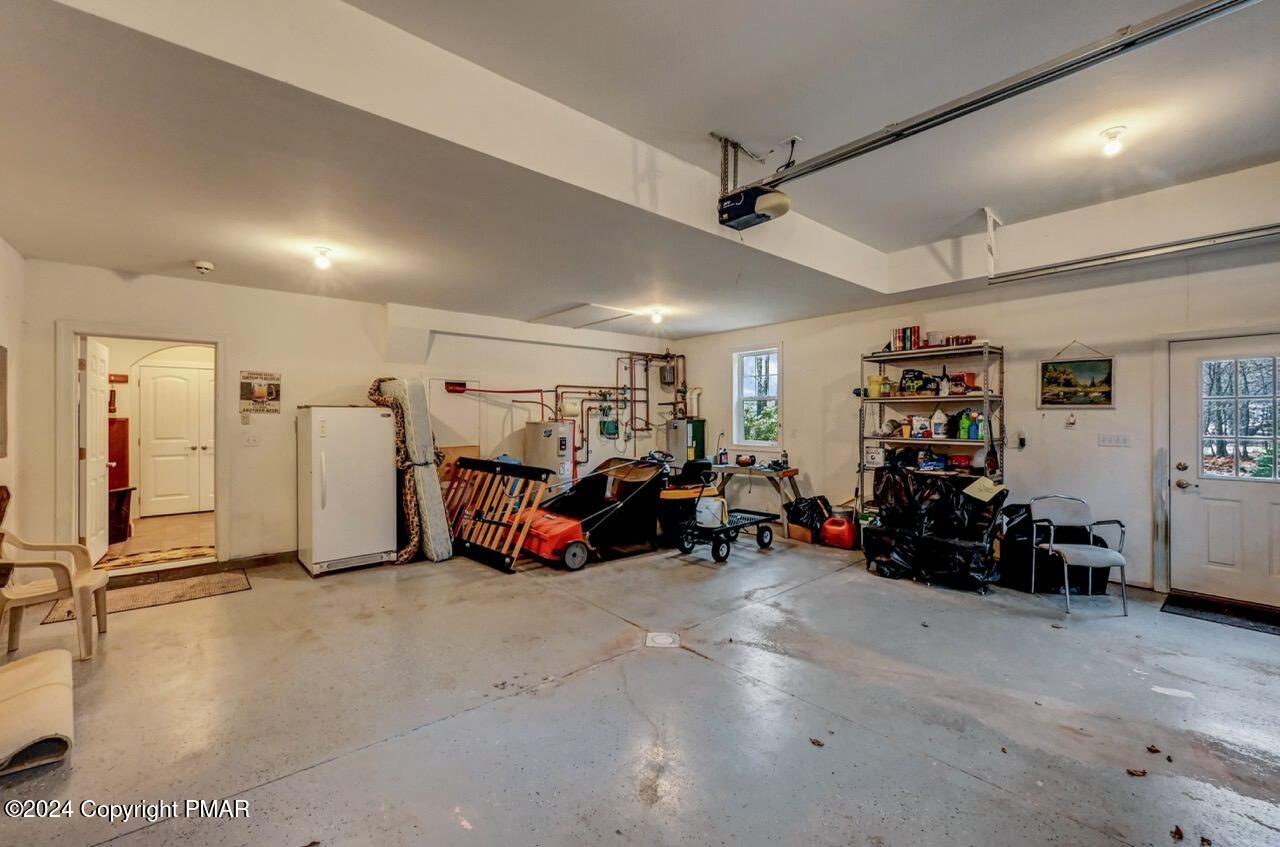 1012 Forest Lane