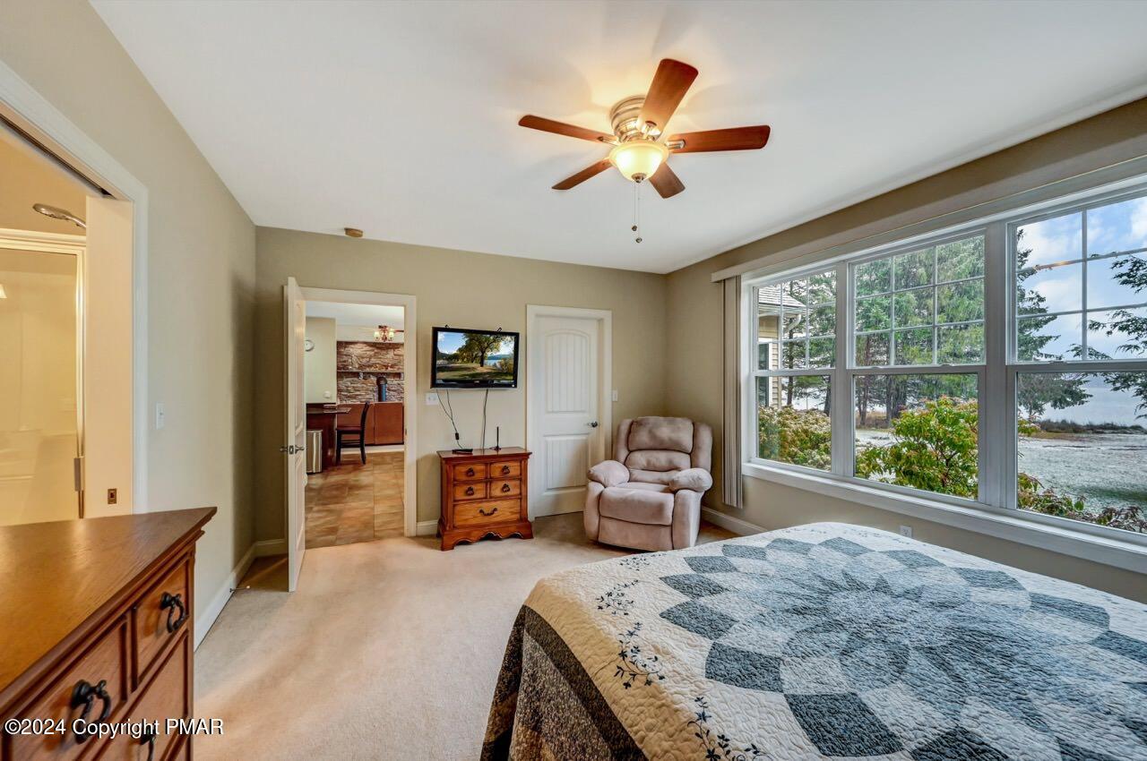1012 Forest Lane