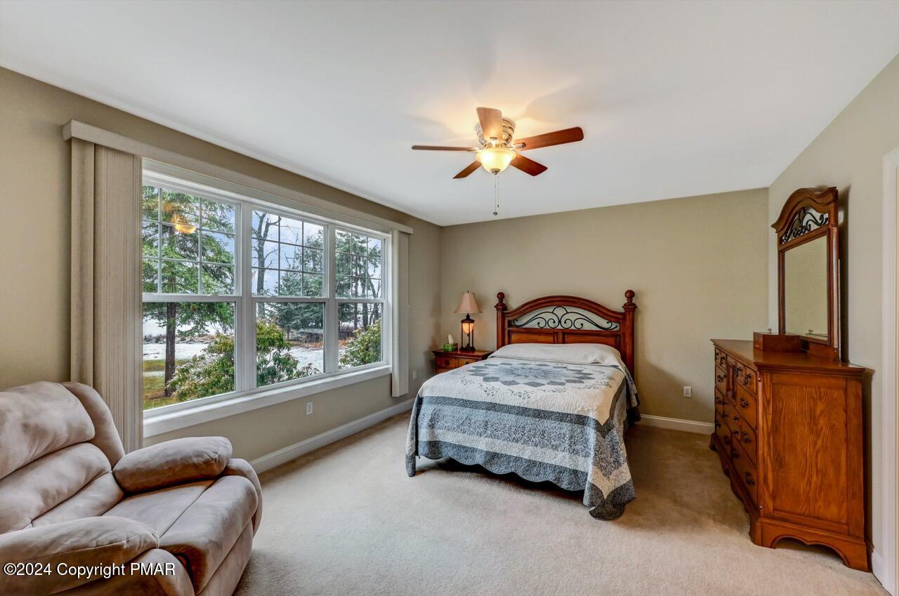 1012 Forest Lane