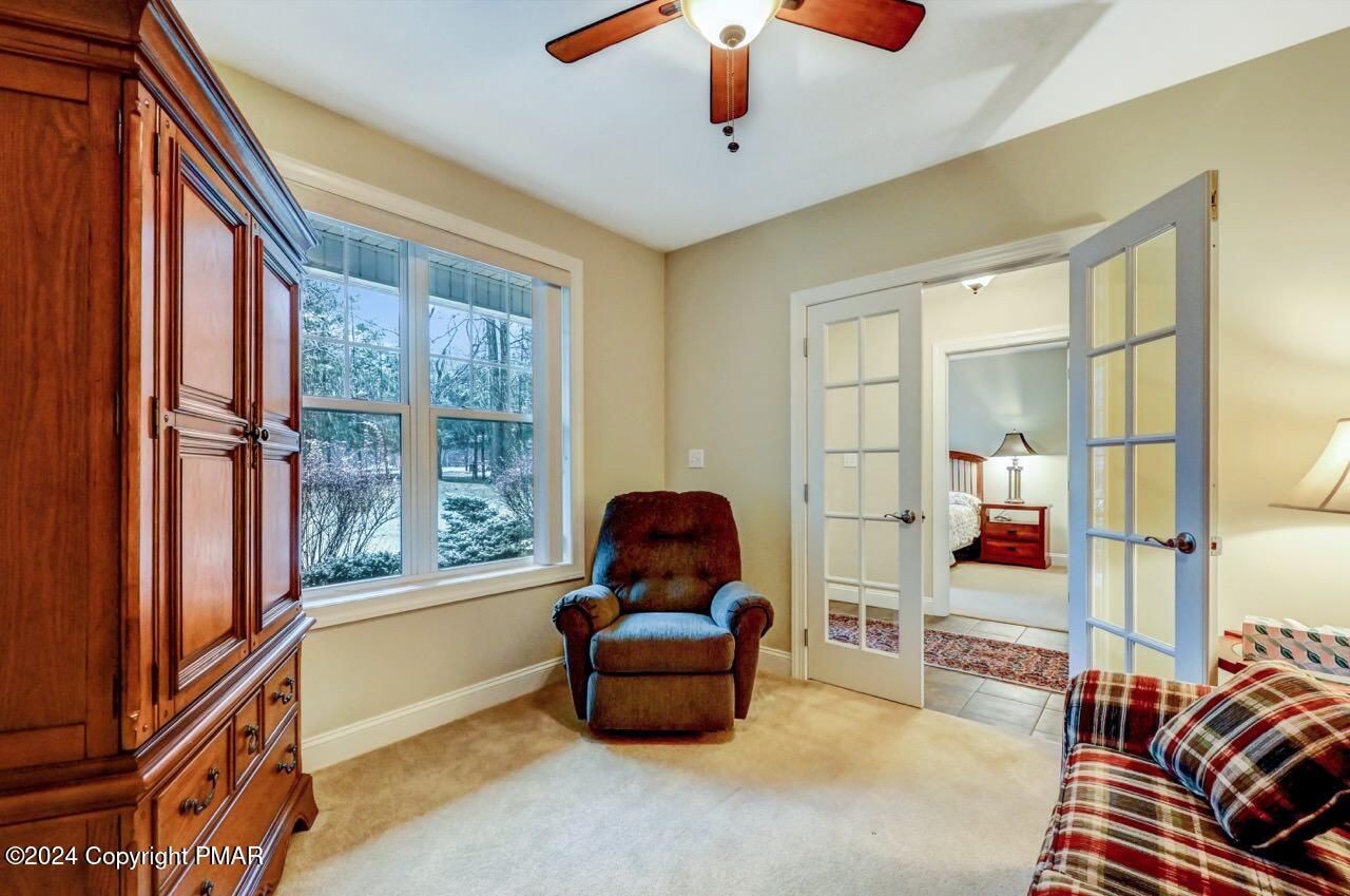 1012 Forest Lane