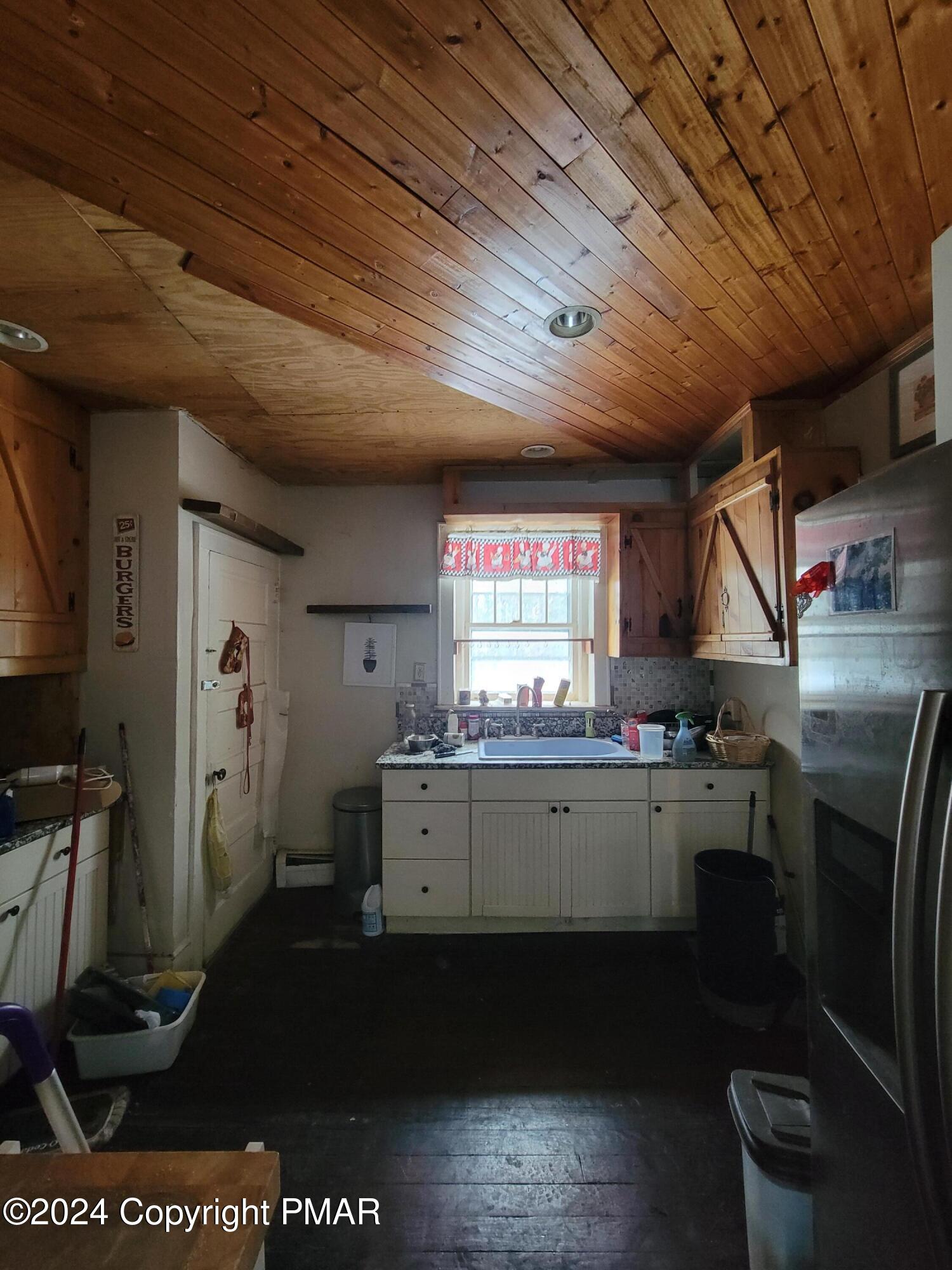 2261 Long Pond Road