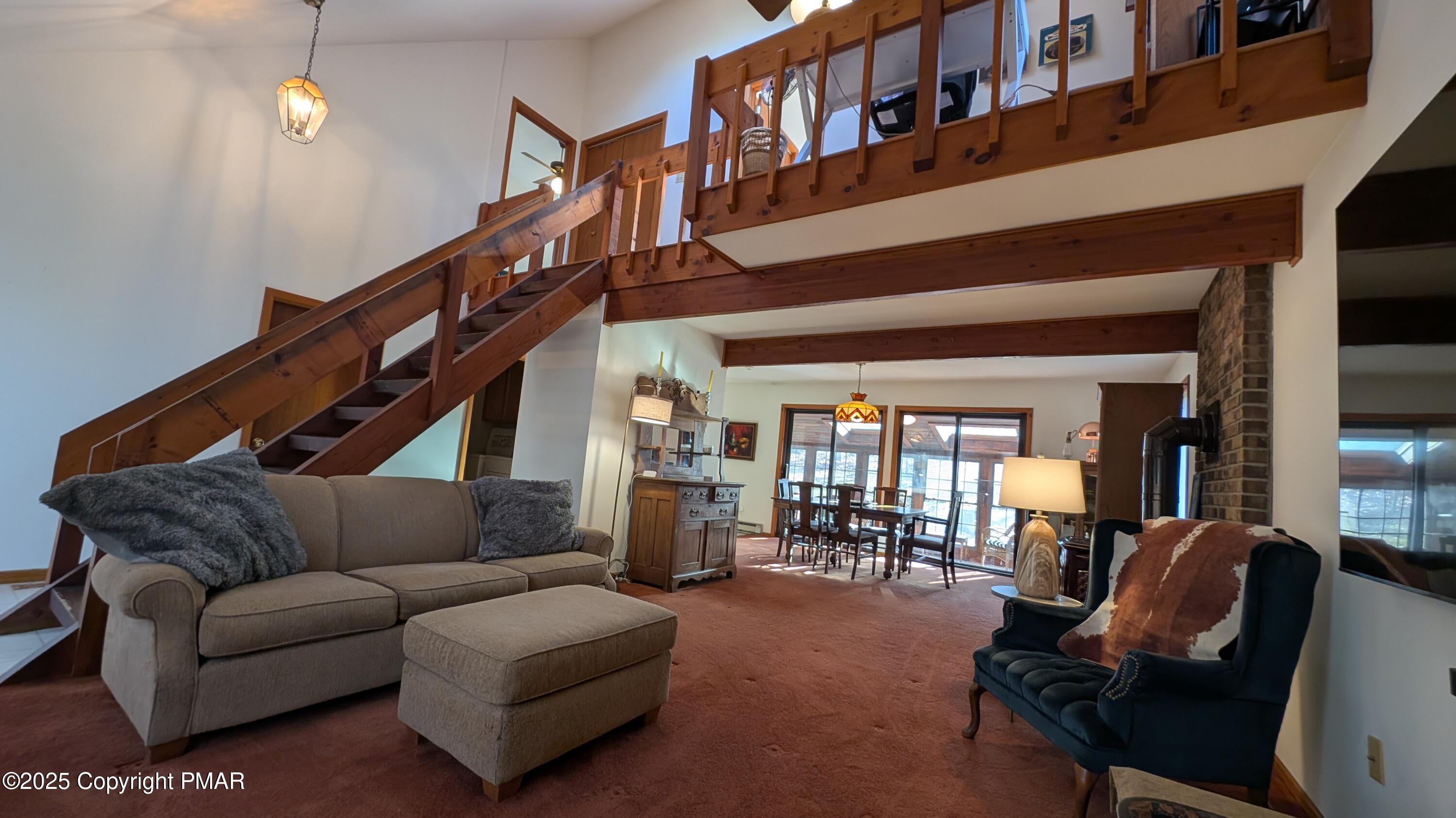 6 Sleepy Hollow Lane